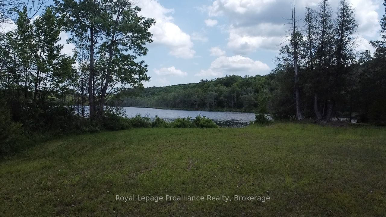 1033 Waterworth Lane Property Photo 11