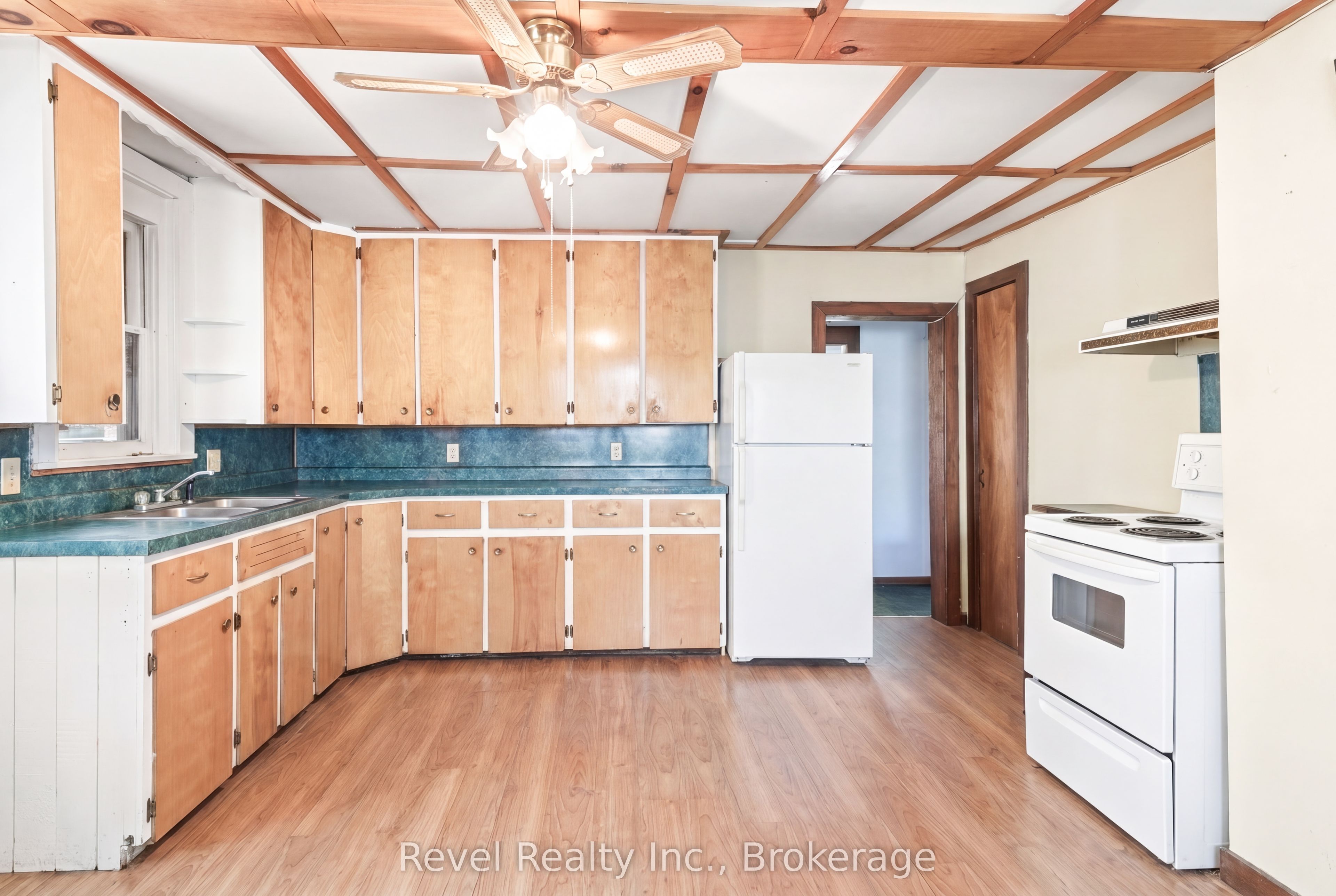 4900 Monck Road Property Photo 20