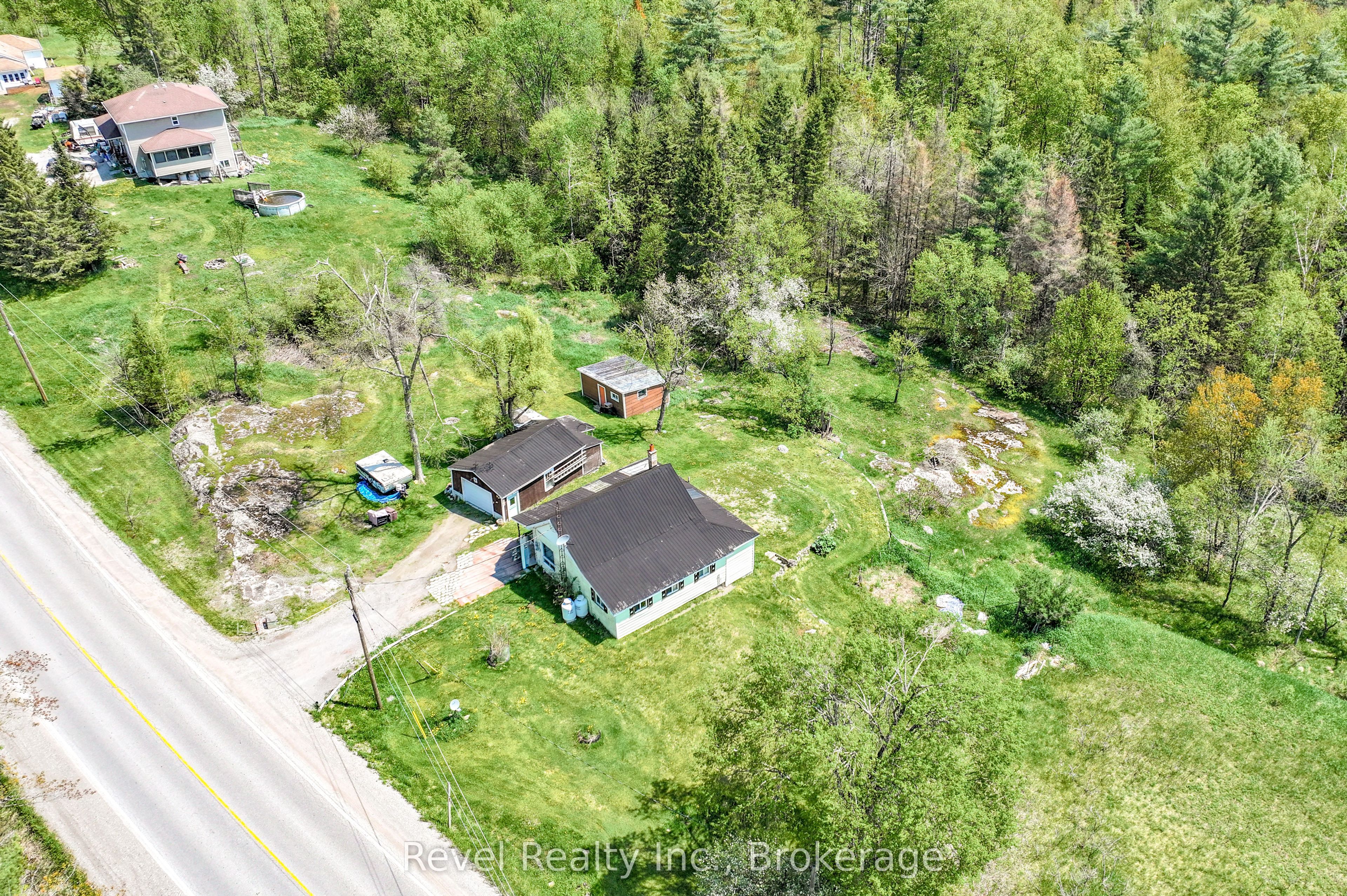 4900 Monck Road Property Photo 32