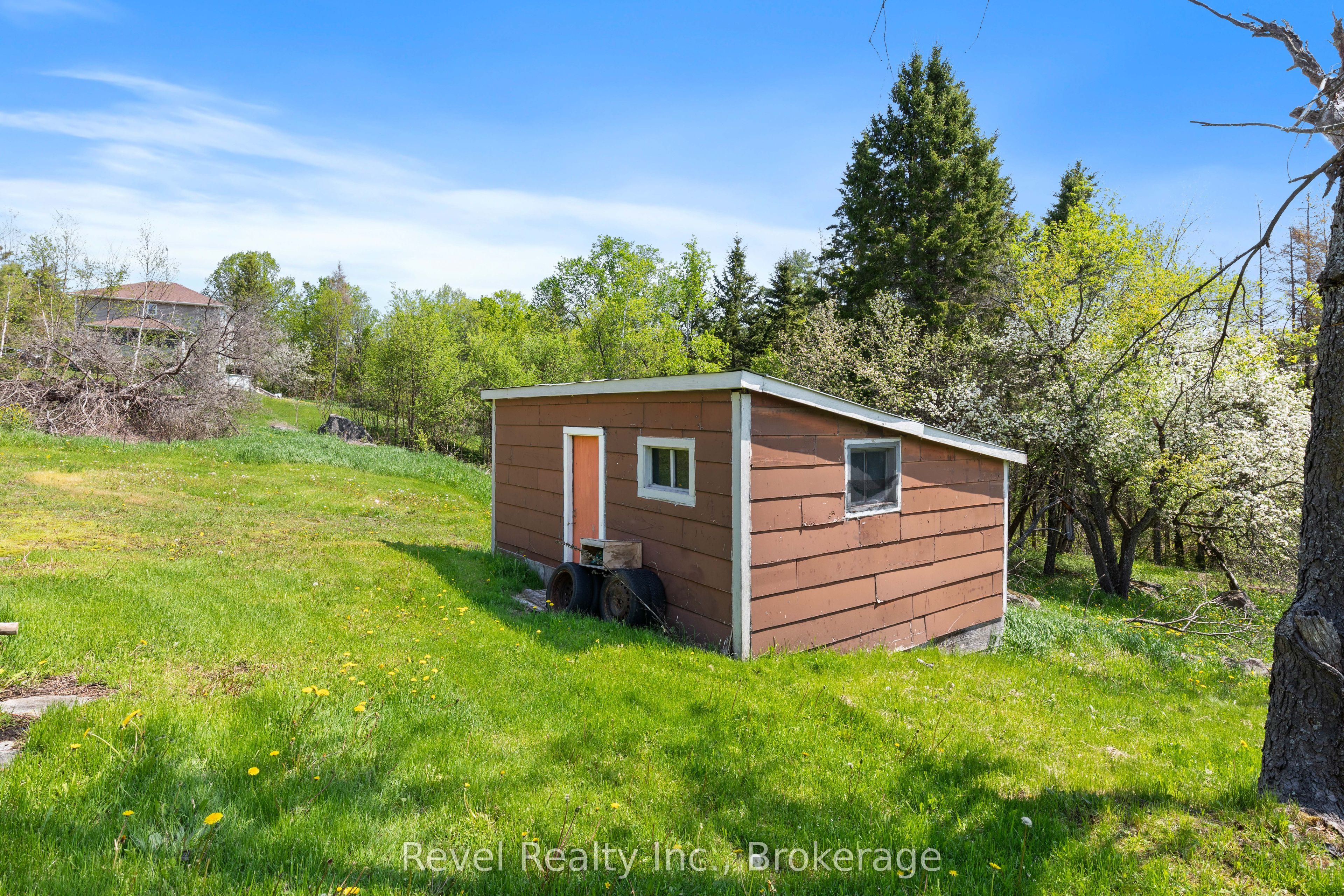 4900 Monck Road Property Photo 41