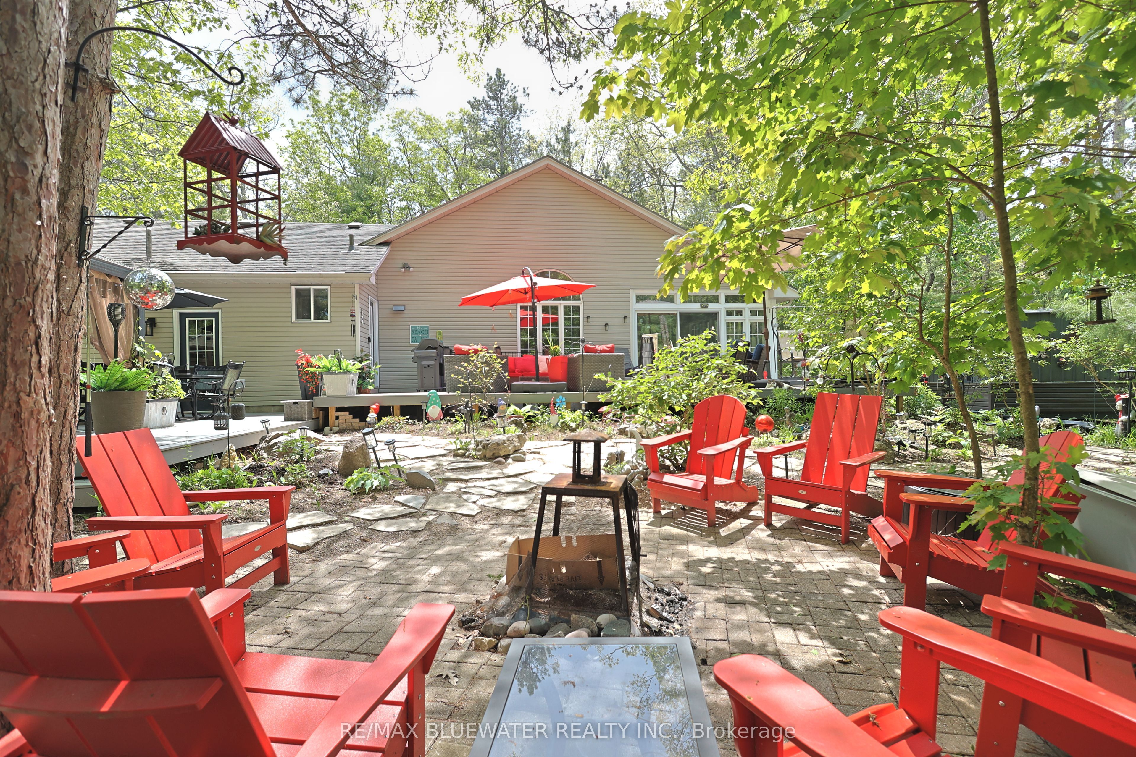 10419 Pinetree Drive Property Photo 45