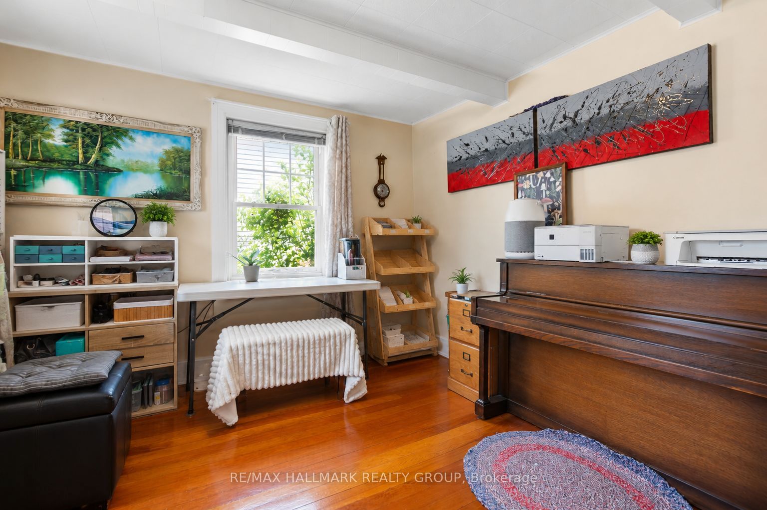 1127 Labrosse Road E Property Photo 6