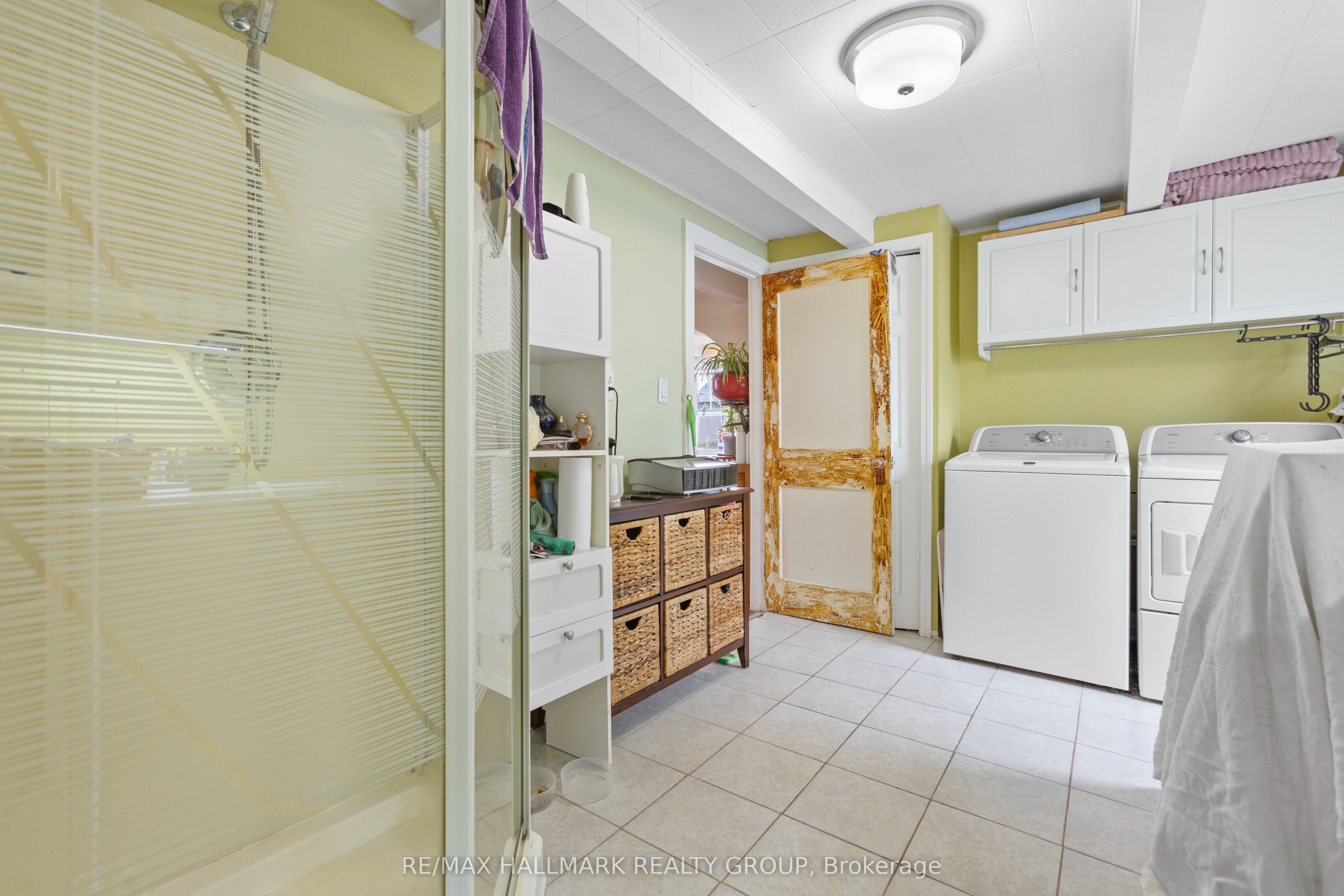 1127 Labrosse Road E Property Photo 11