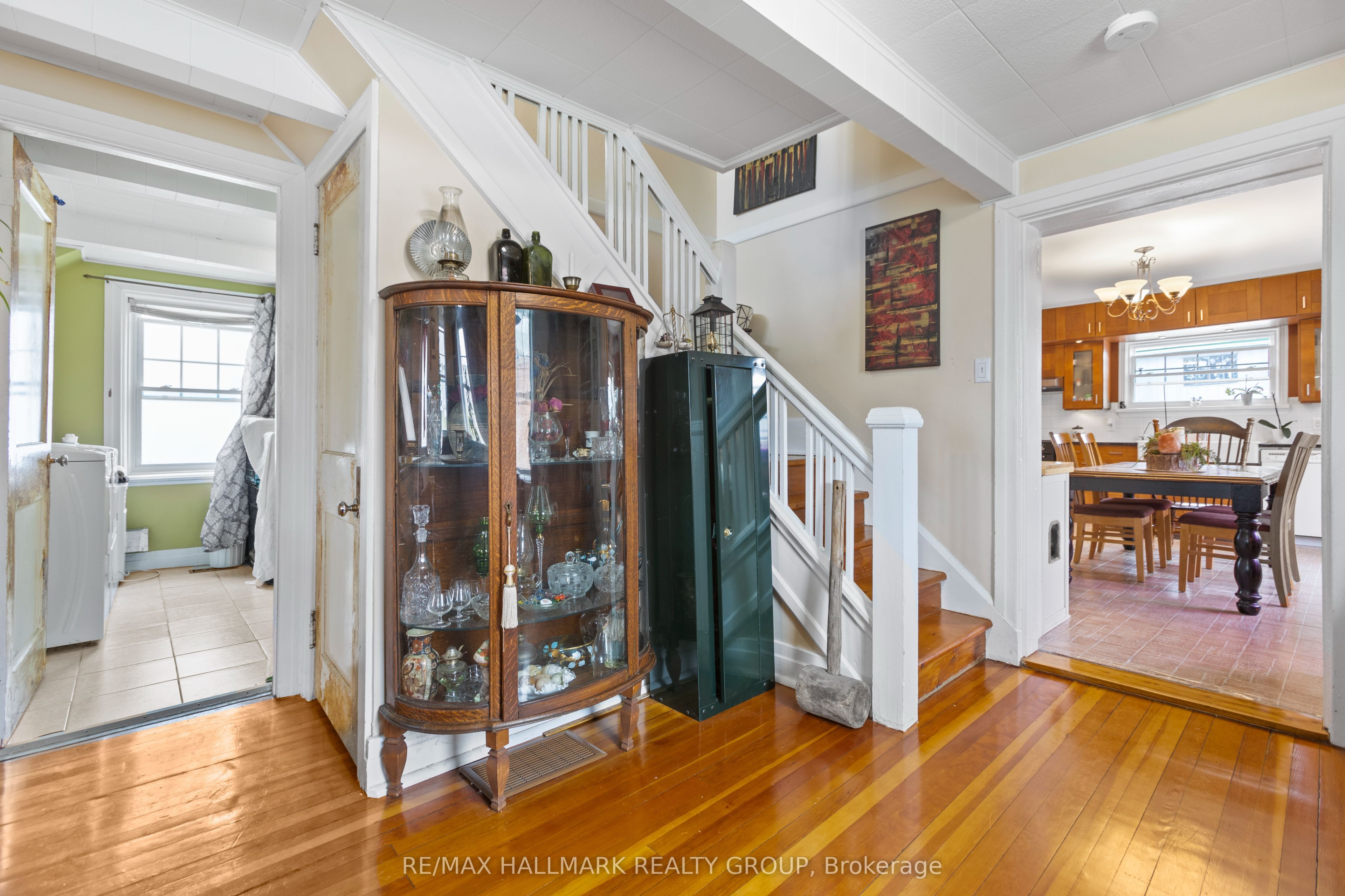 1127 Labrosse Road E Property Photo 14