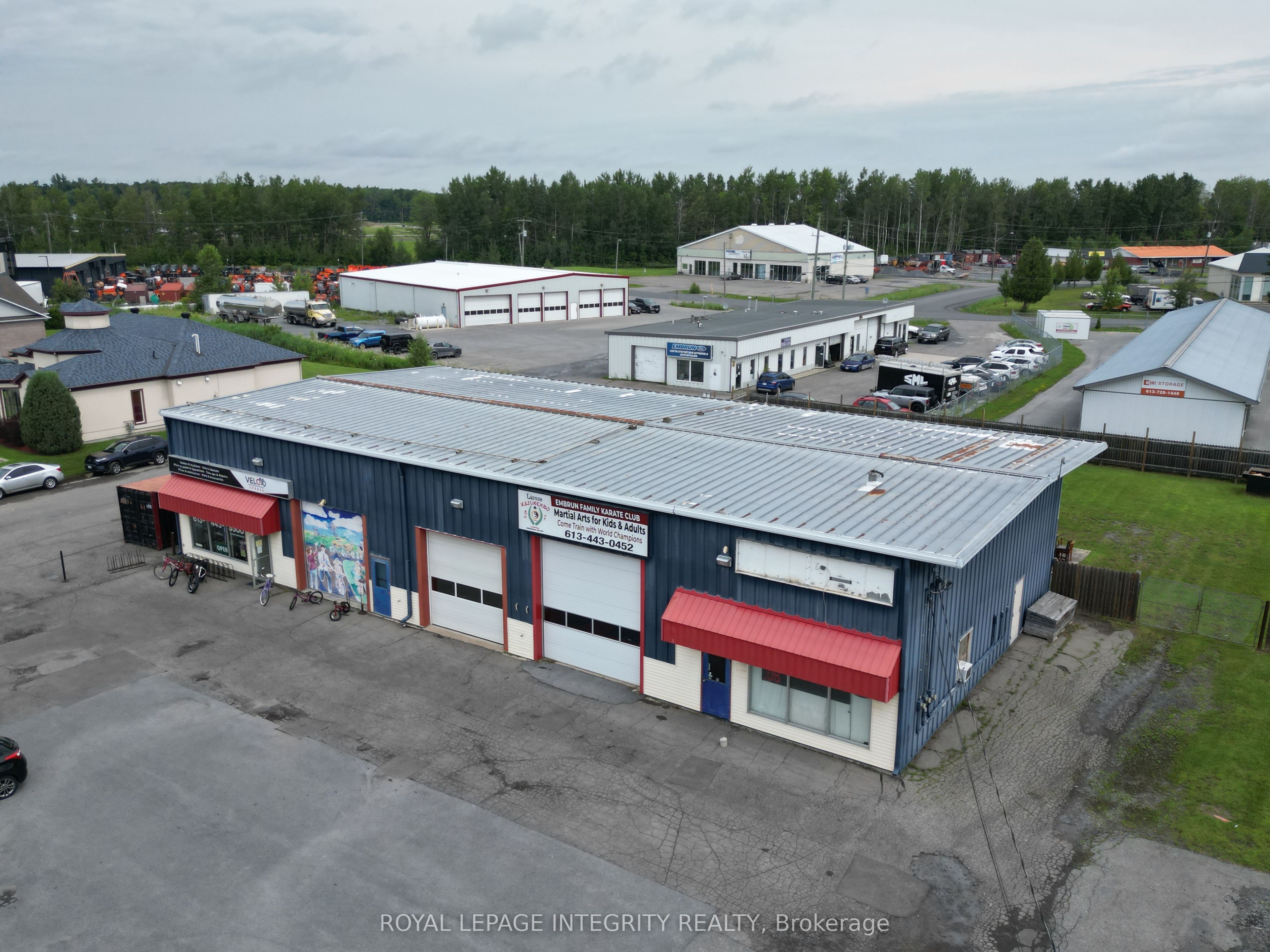 671 Notre Dame Street Property Photo 1