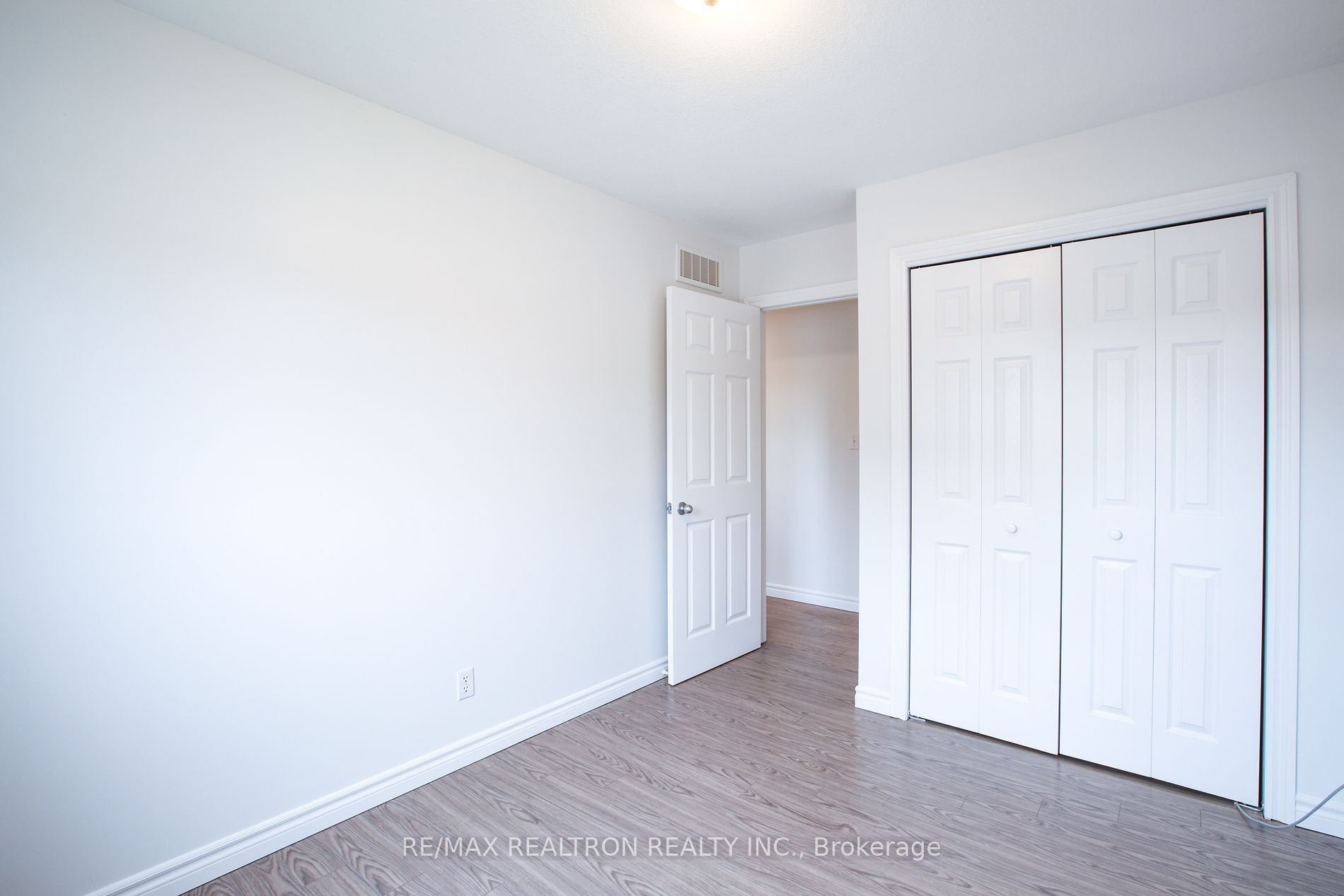 52 Liddle Lane Property Photo 3