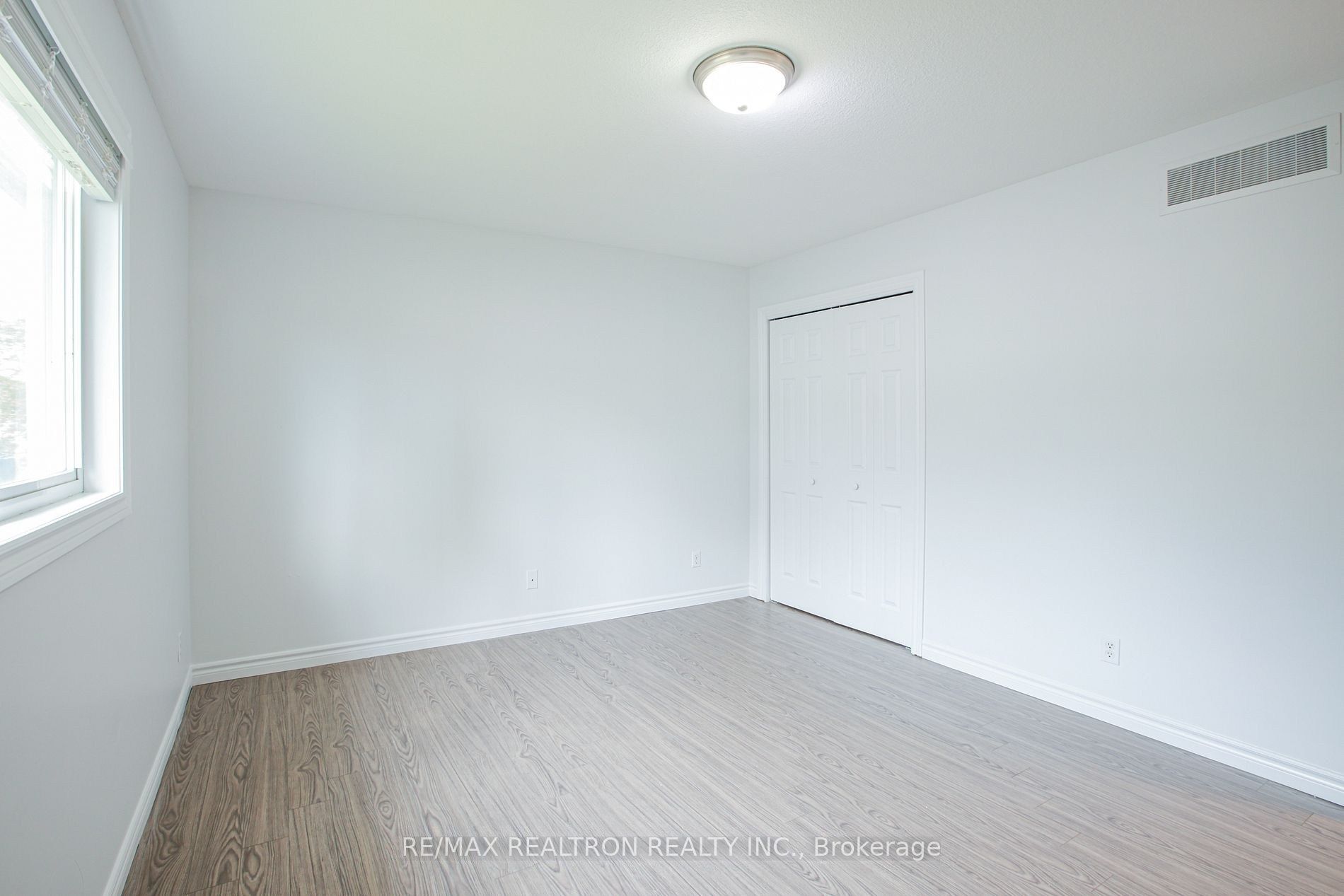 52 Liddle Lane Property Photo 4