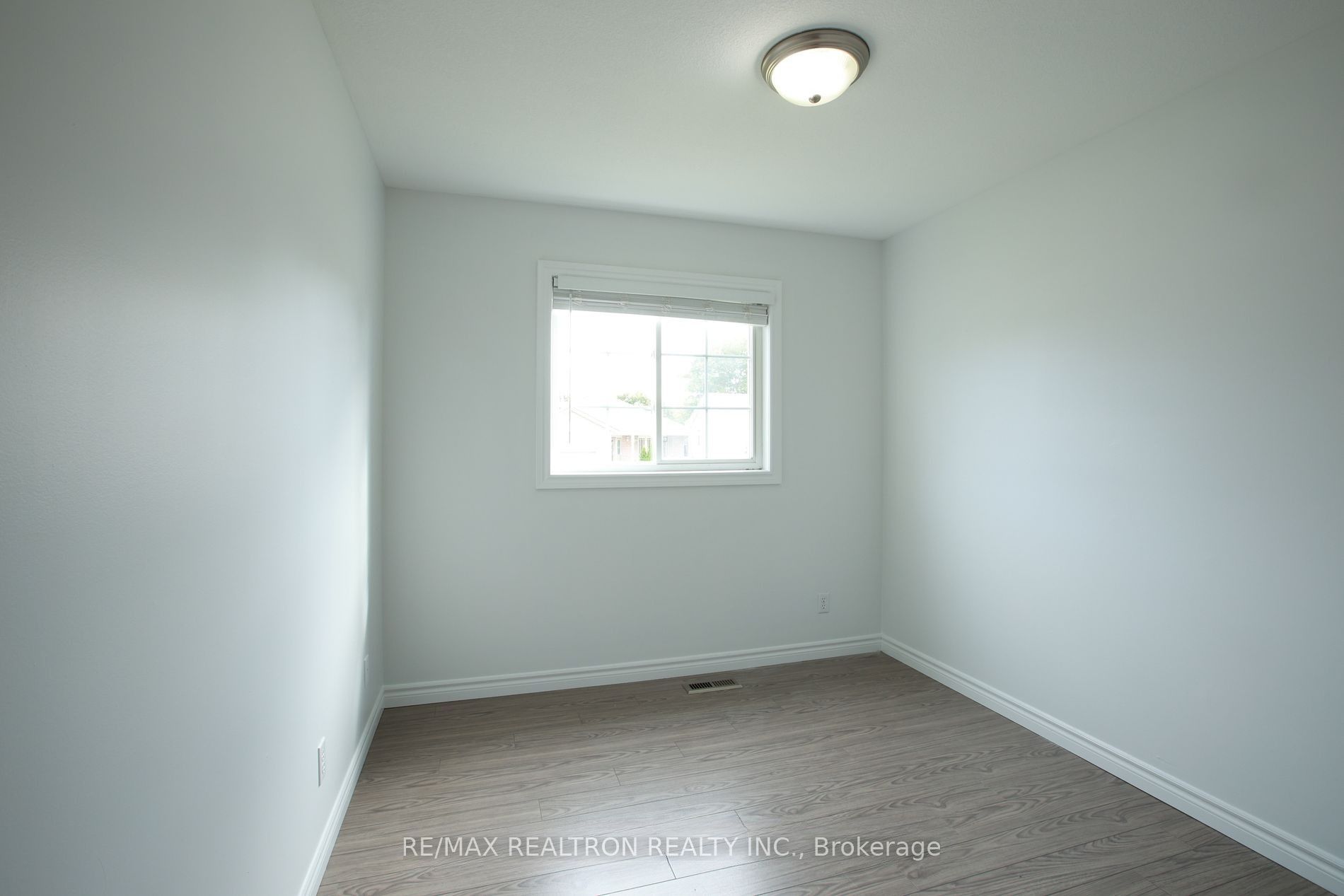 52 Liddle Lane Property Photo 6