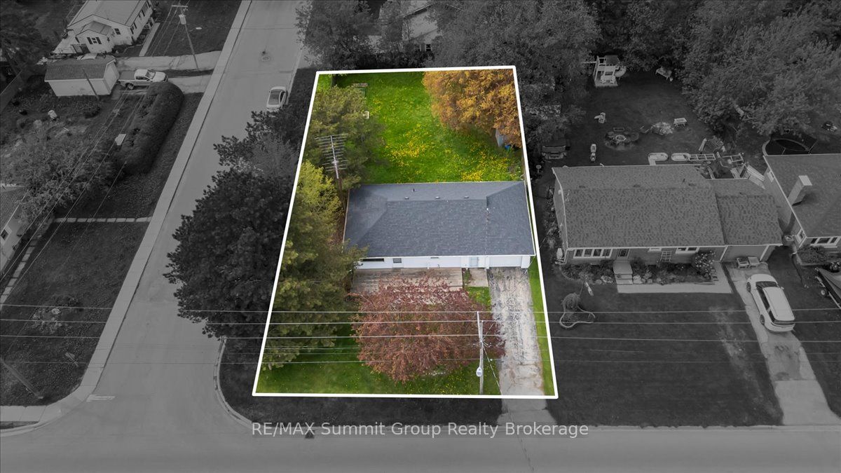 162 Main Street E Property Photo 22