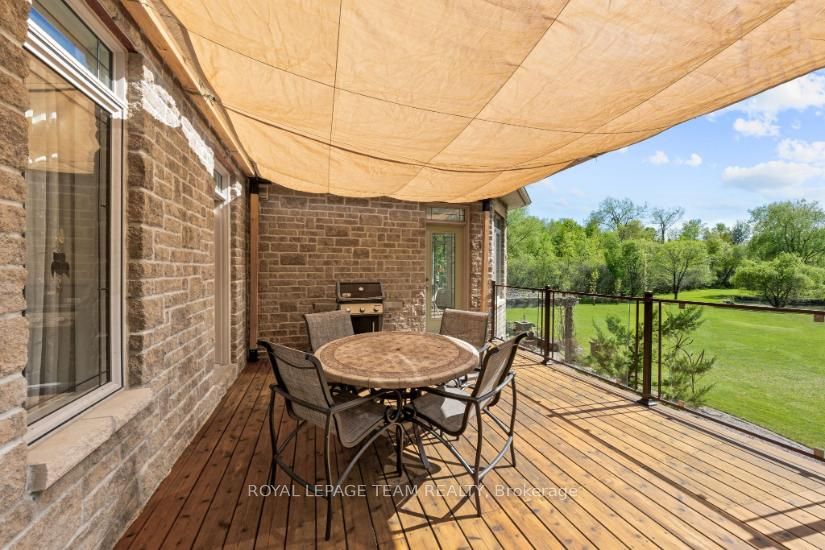 6043 Knights Drive Property Photo 14