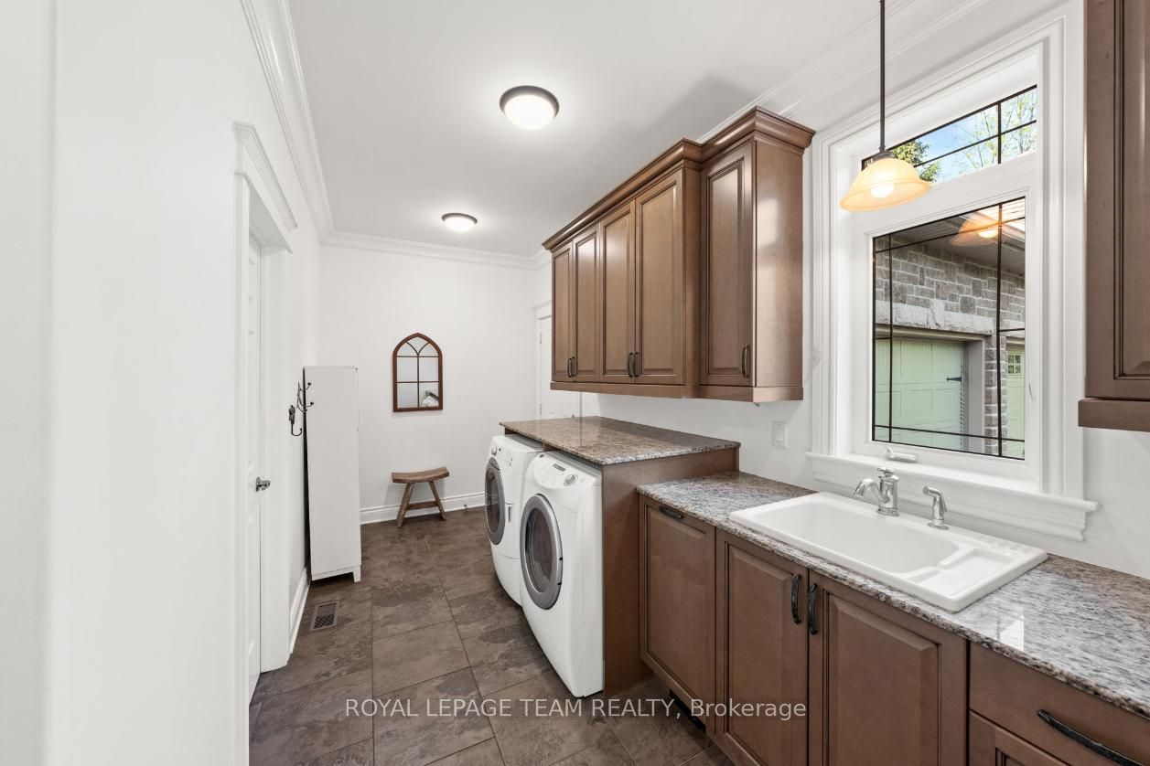 6043 Knights Drive Property Photo 31