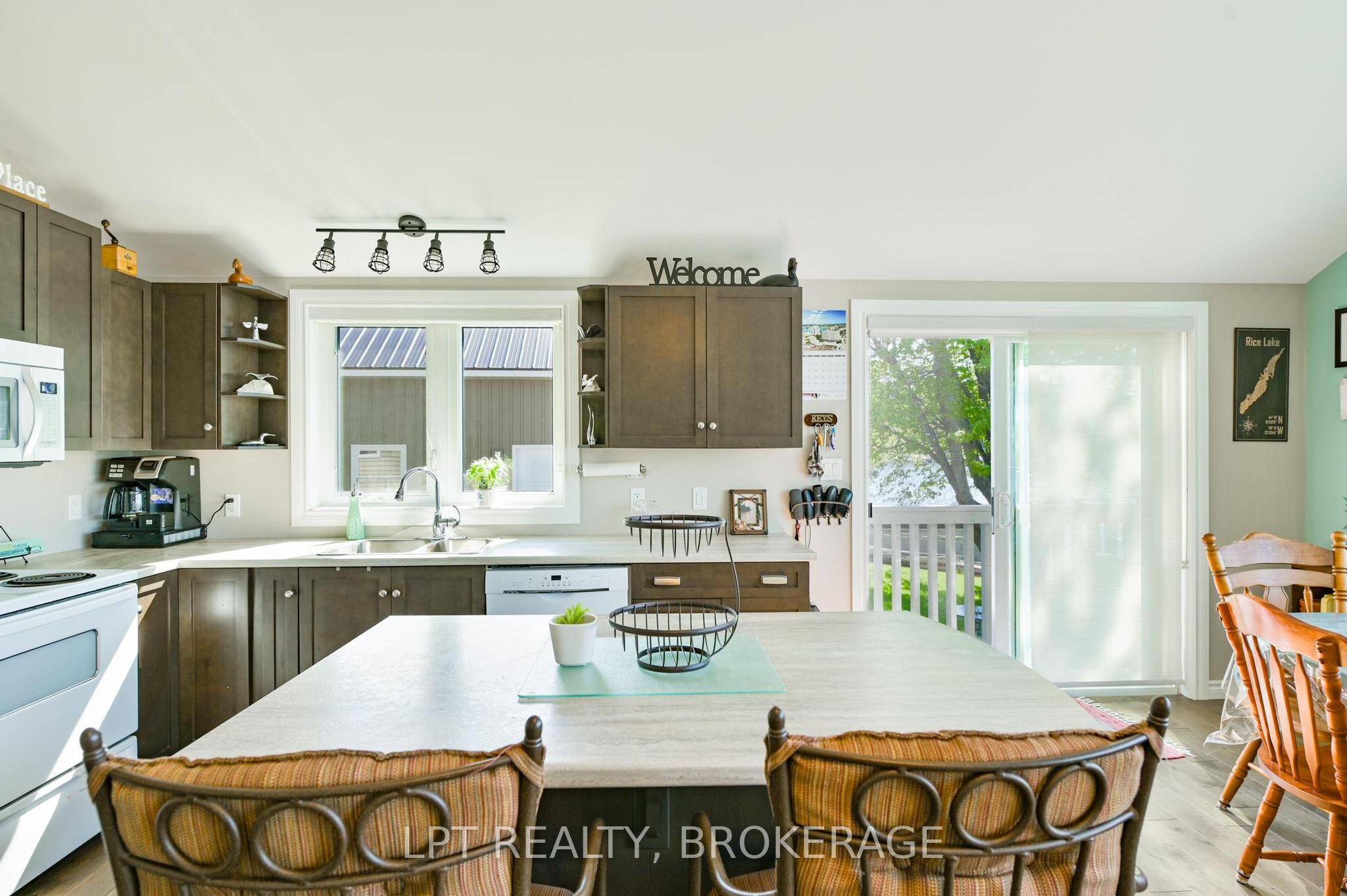 362 7th Line Road 106 Property Photo 12