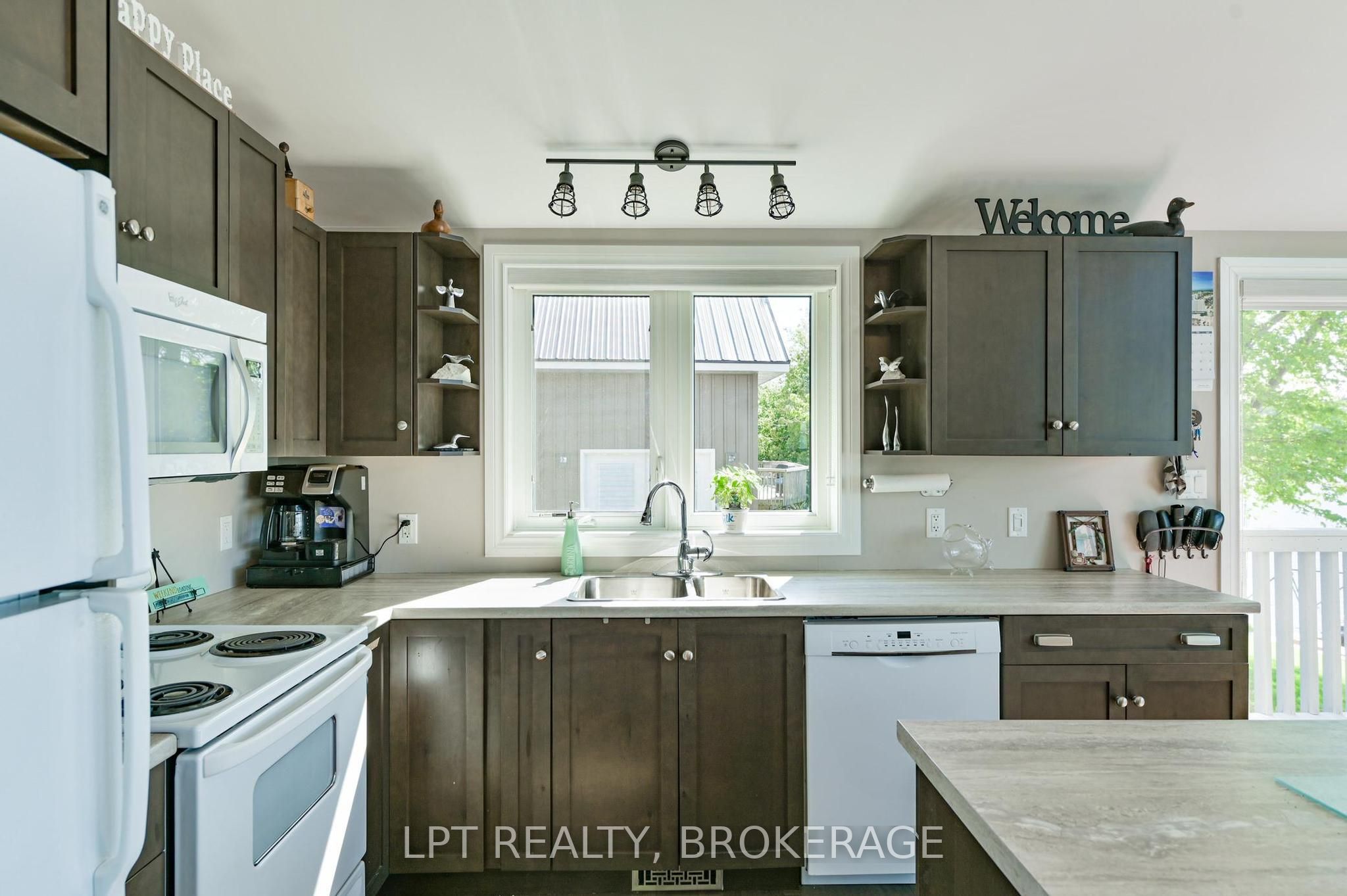 362 7th Line Road 106 Property Photo 13