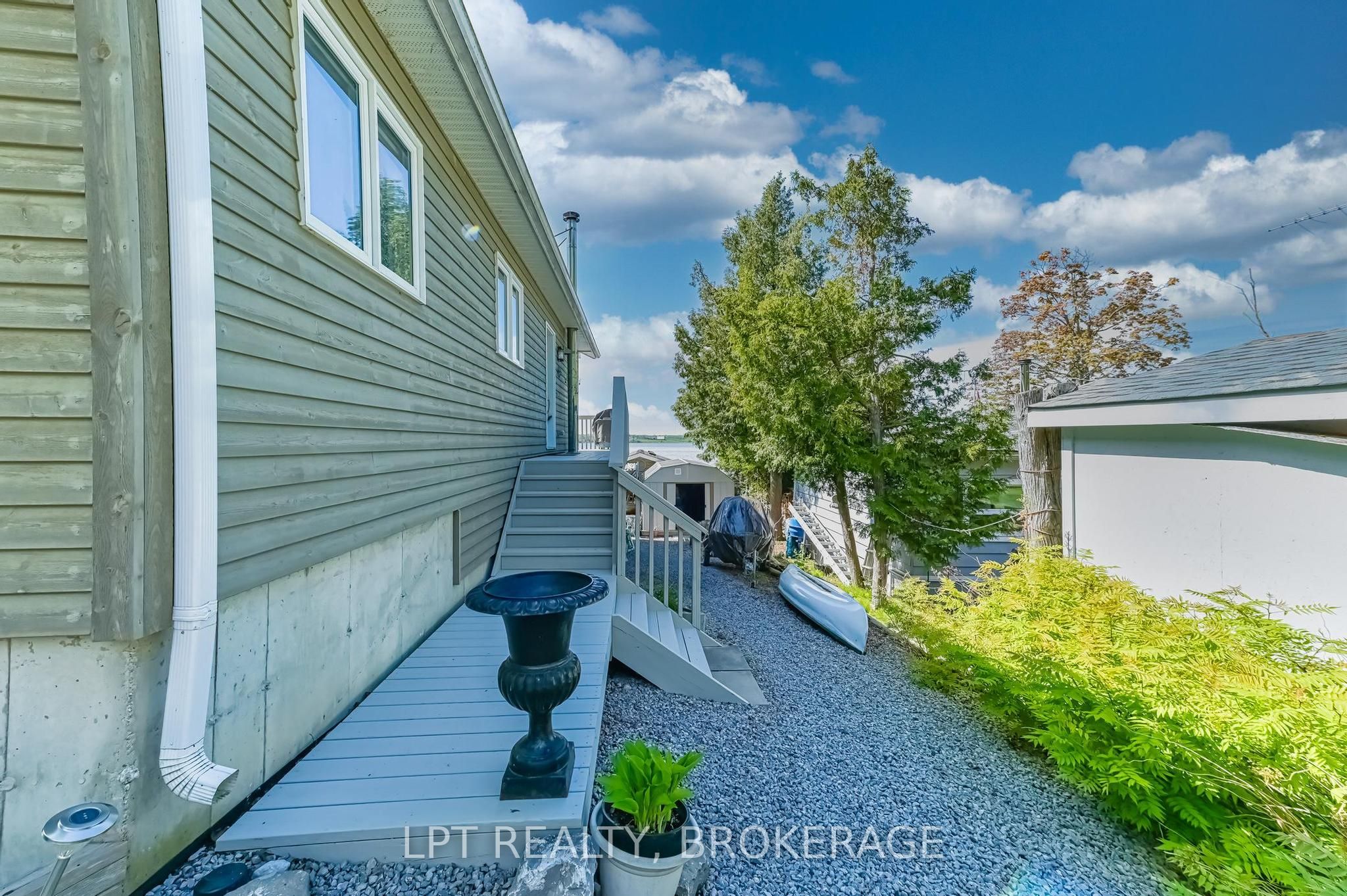 362 7th Line Road 106 Property Photo 32