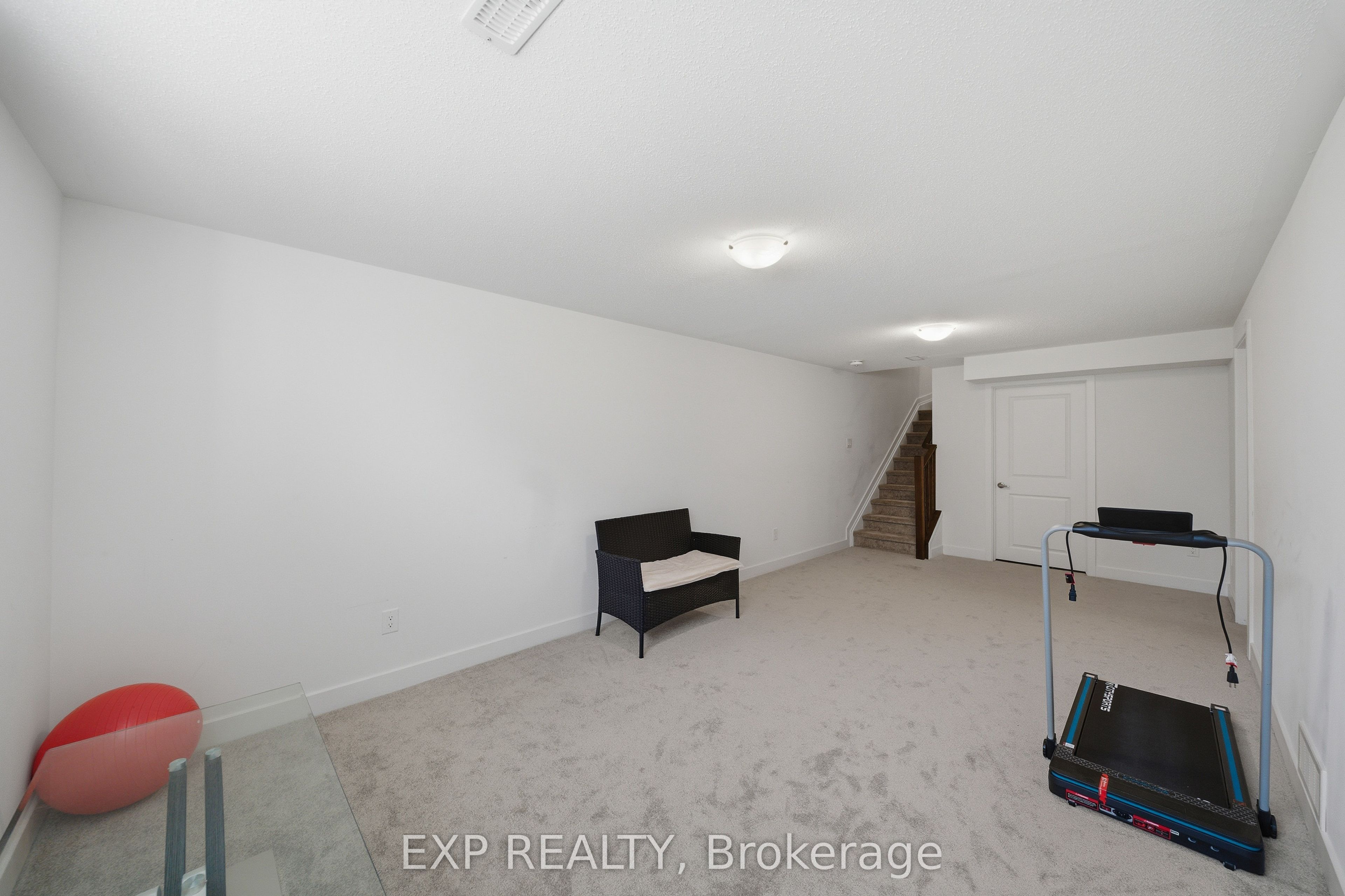 57 Robusta Lane Property Photo 23