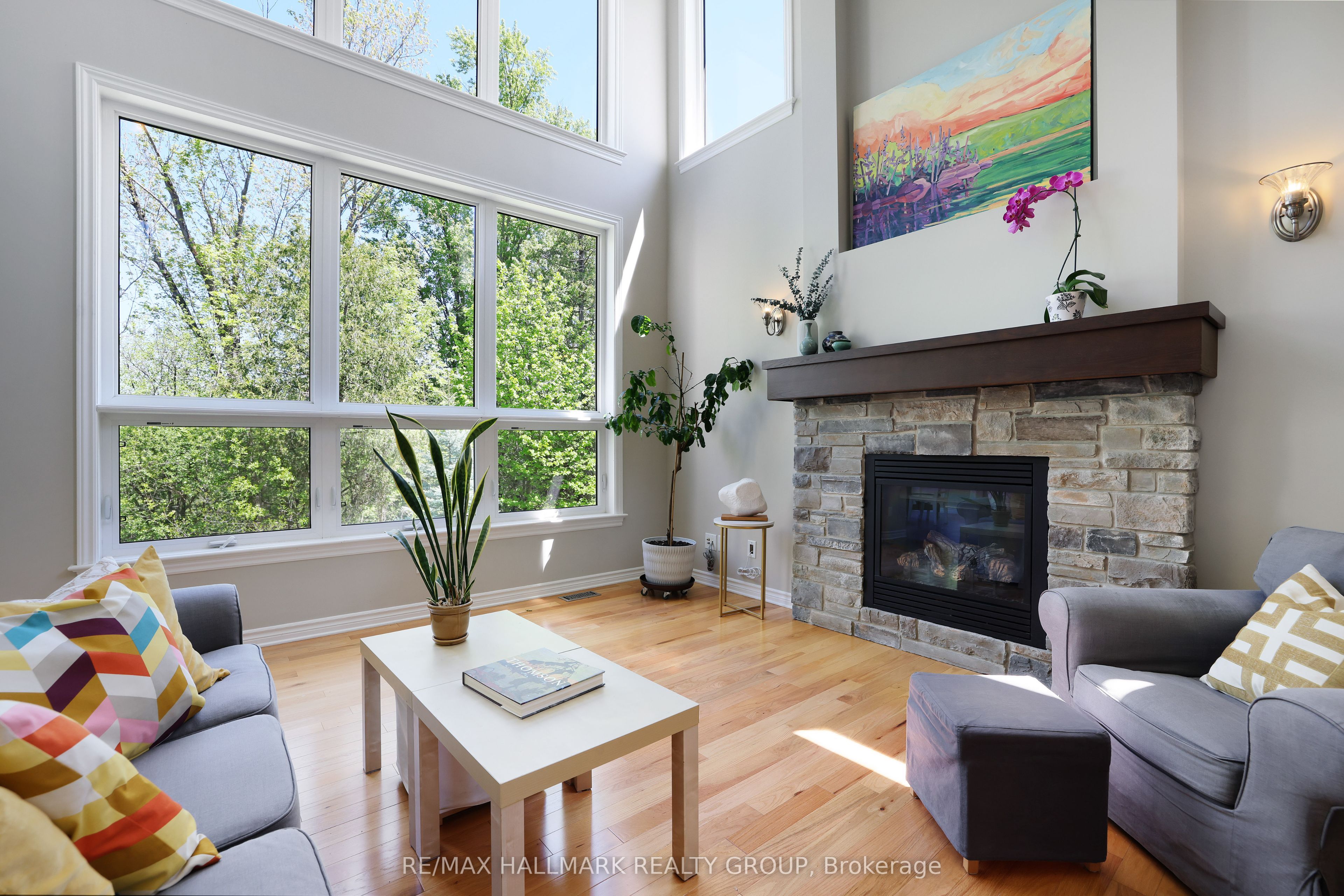 90 Stonewater Bay Property Photo 9