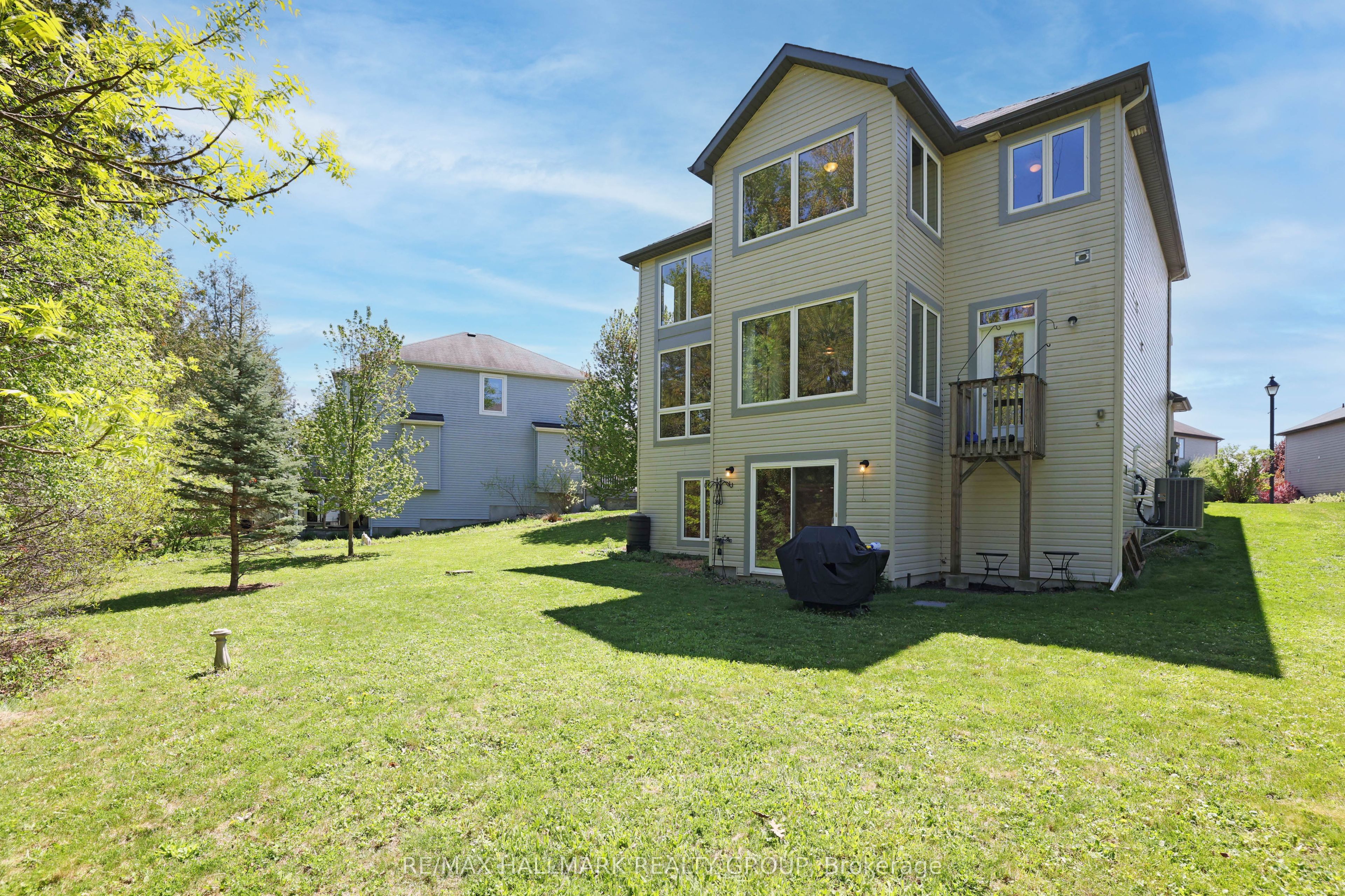 90 Stonewater Bay Property Photo 39