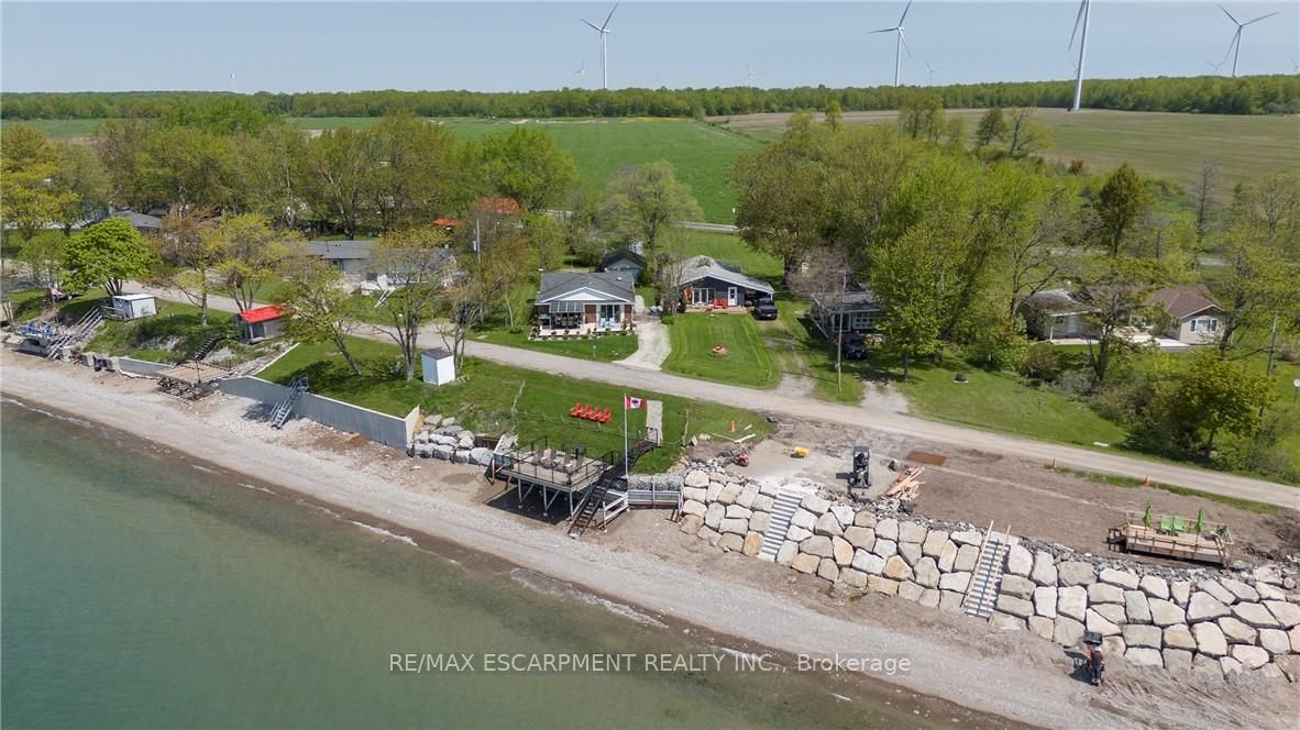 577 Edgewater Place Property Photo 1