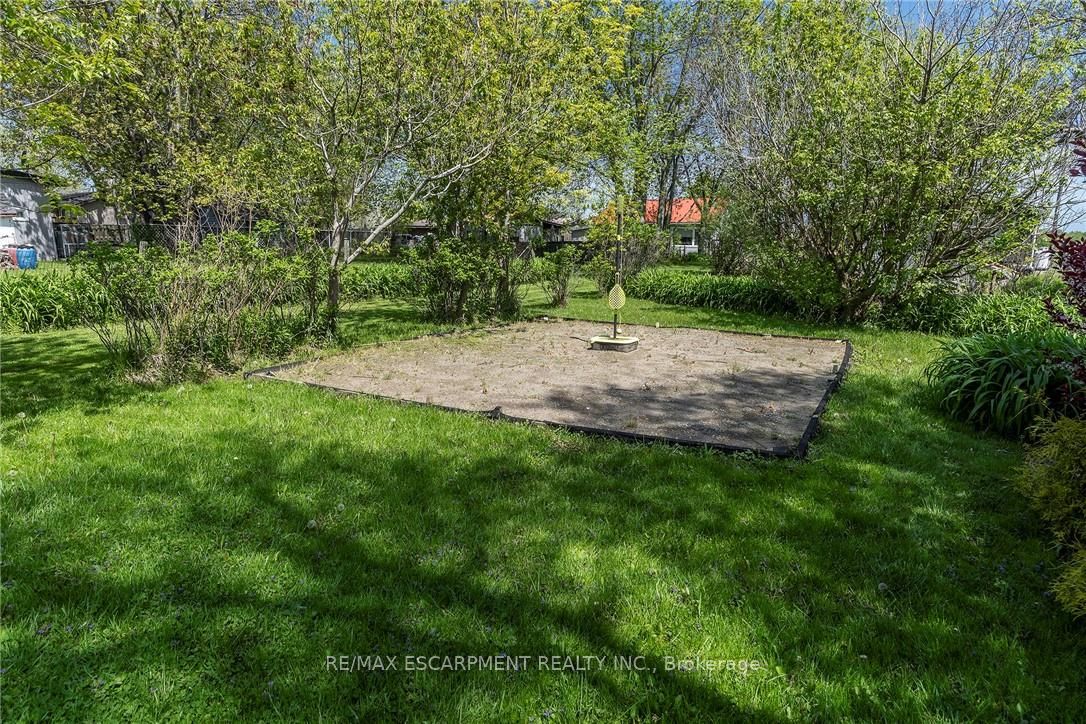 577 Edgewater Place Property Photo 47