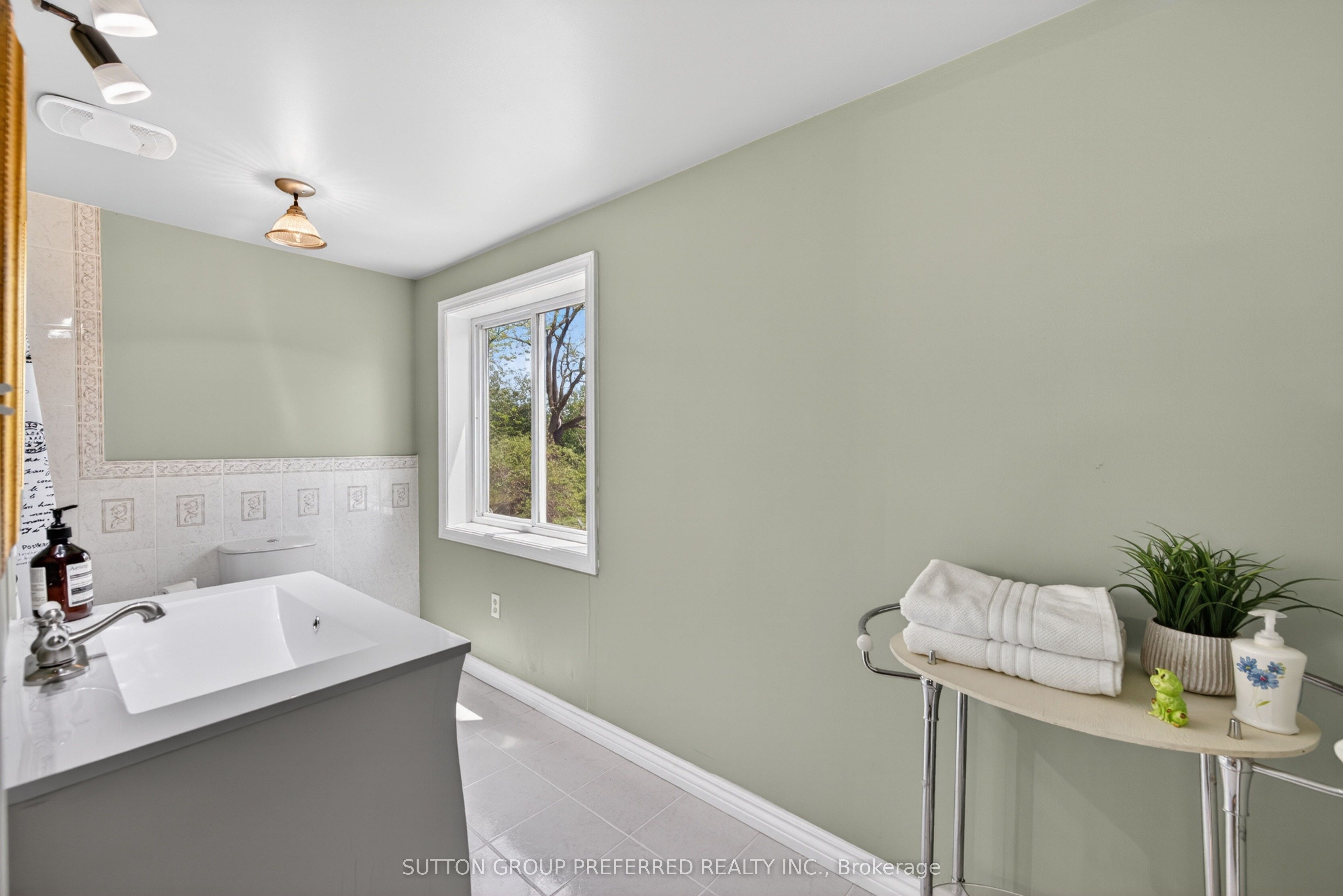 15772 Turin Line Property Photo 29