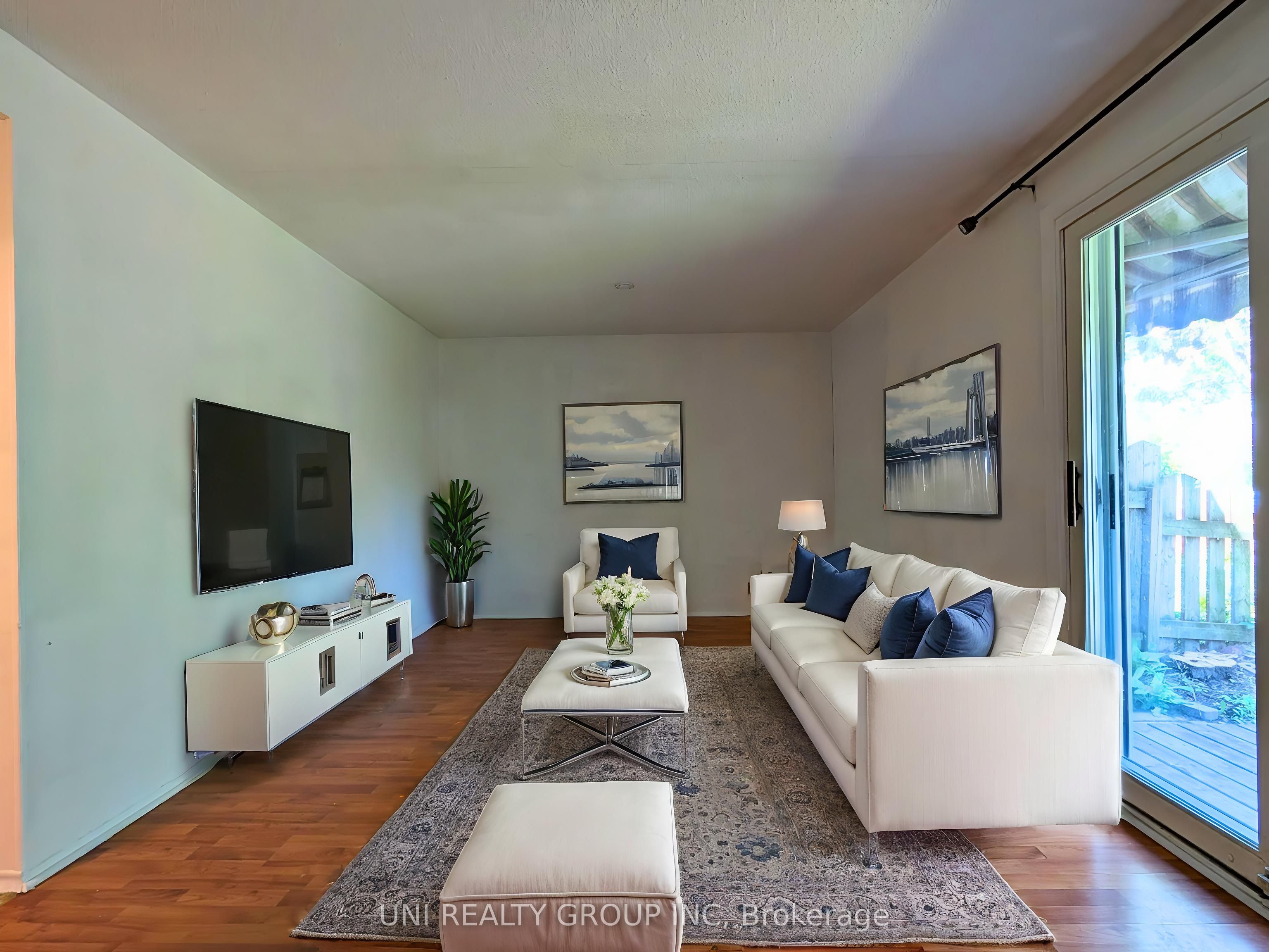 1460 Heatherington Road G Property Photo 18