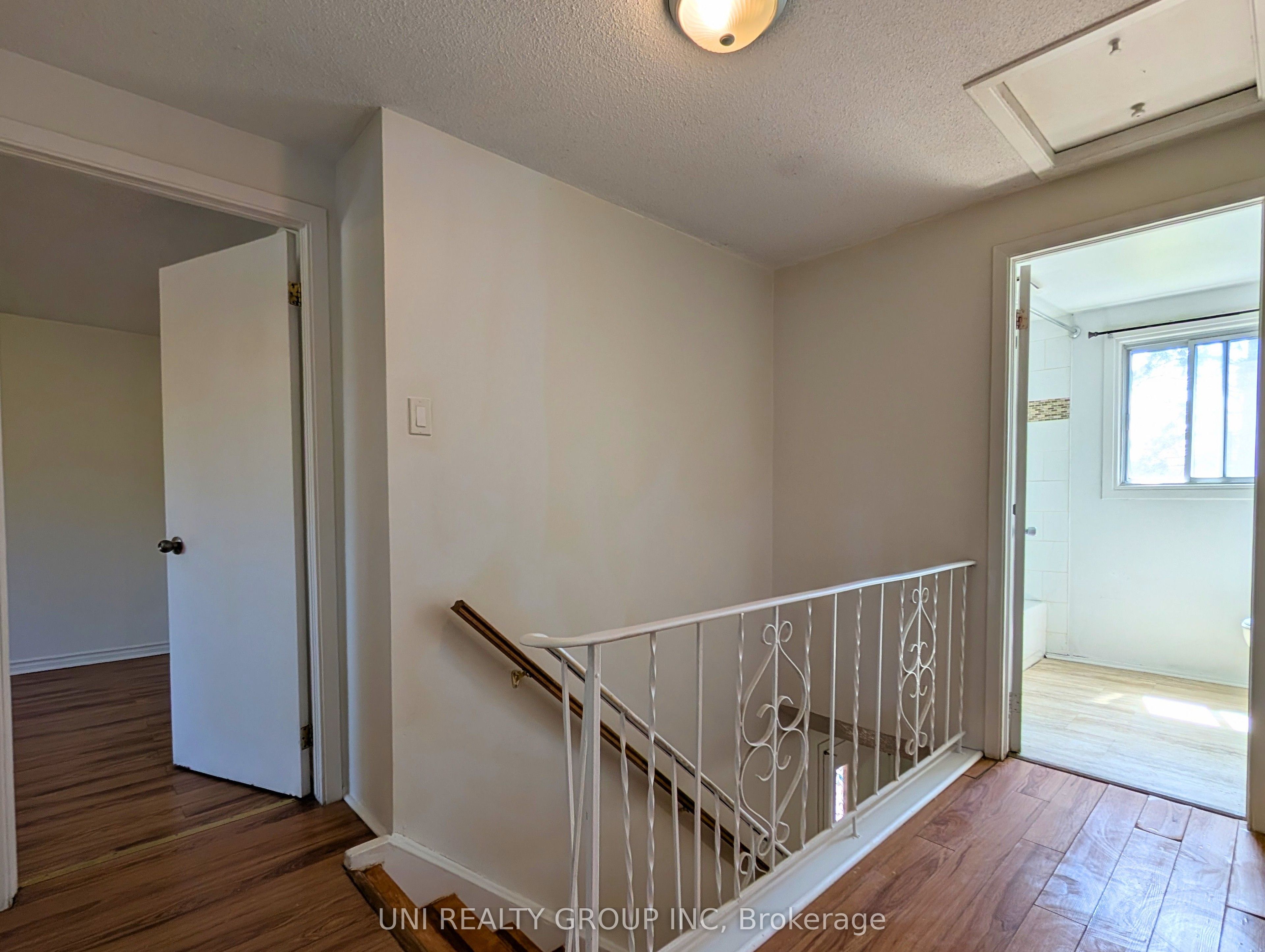 1460 Heatherington Road G Property Photo 25