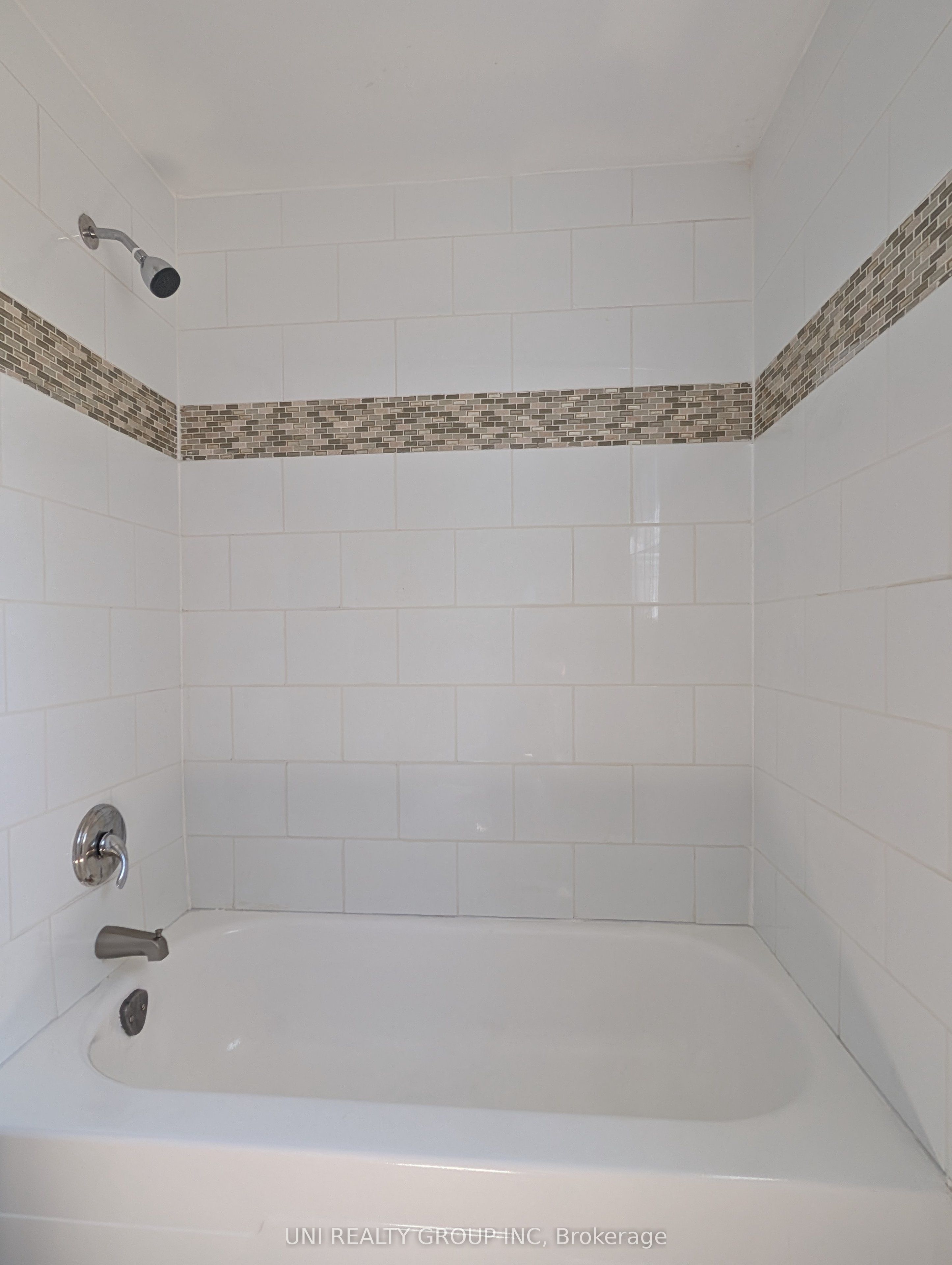 1460 Heatherington Road G Property Photo 33