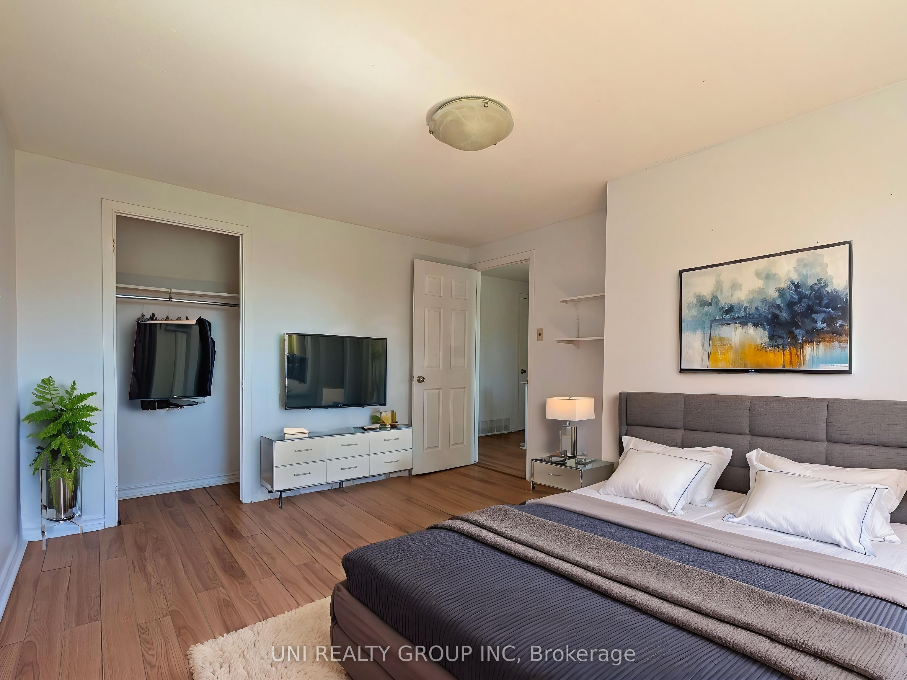 1460 Heatherington Road G Property Photo 38