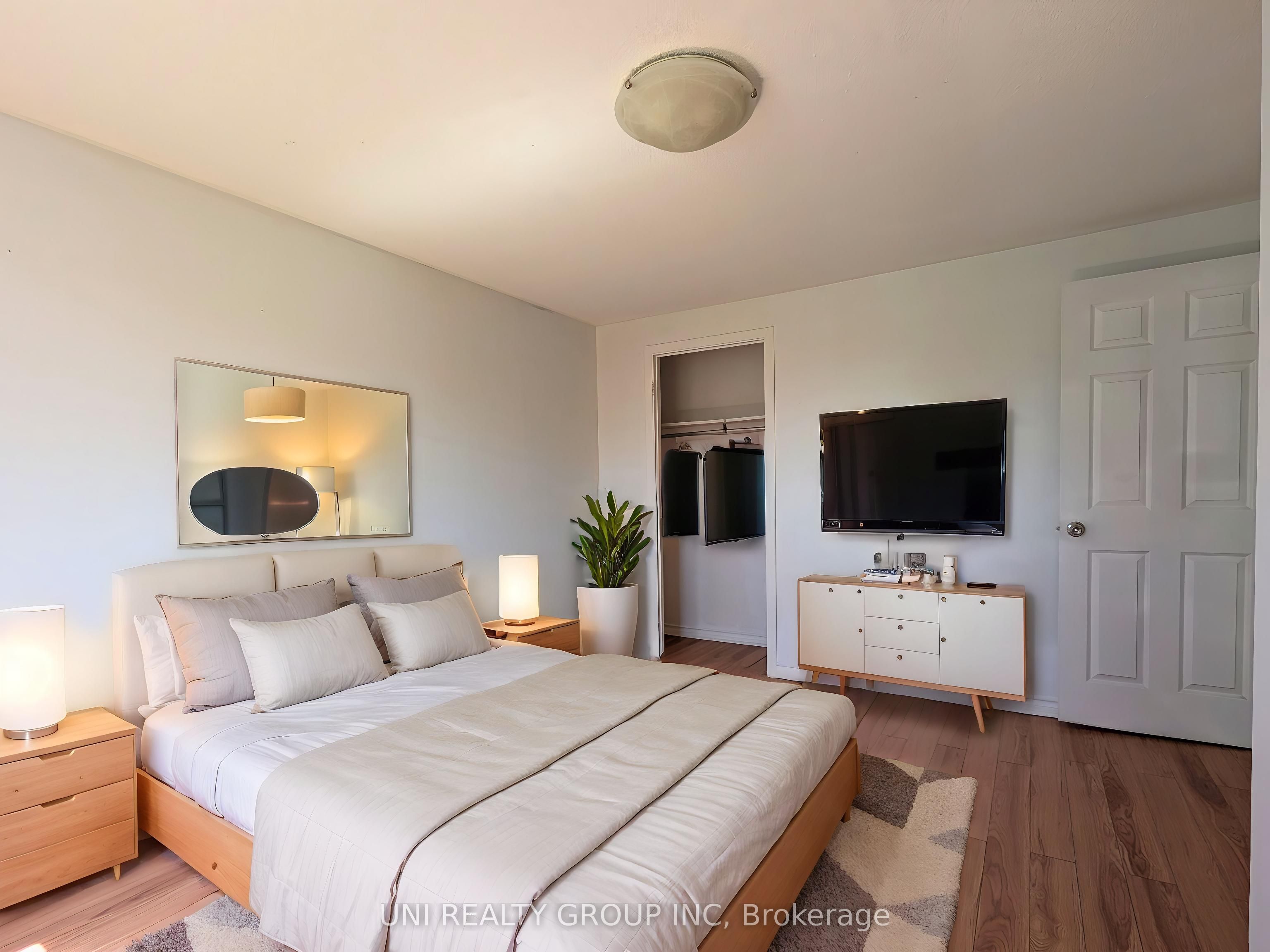 1460 Heatherington Road G Property Photo 39