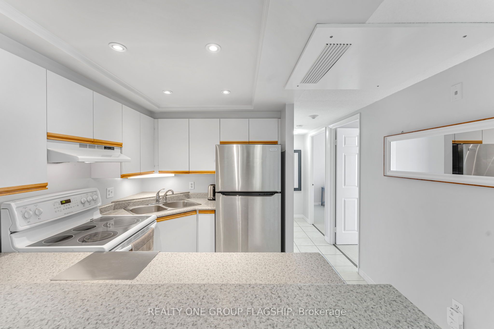105 Bagot Street 410 Property Photo 16