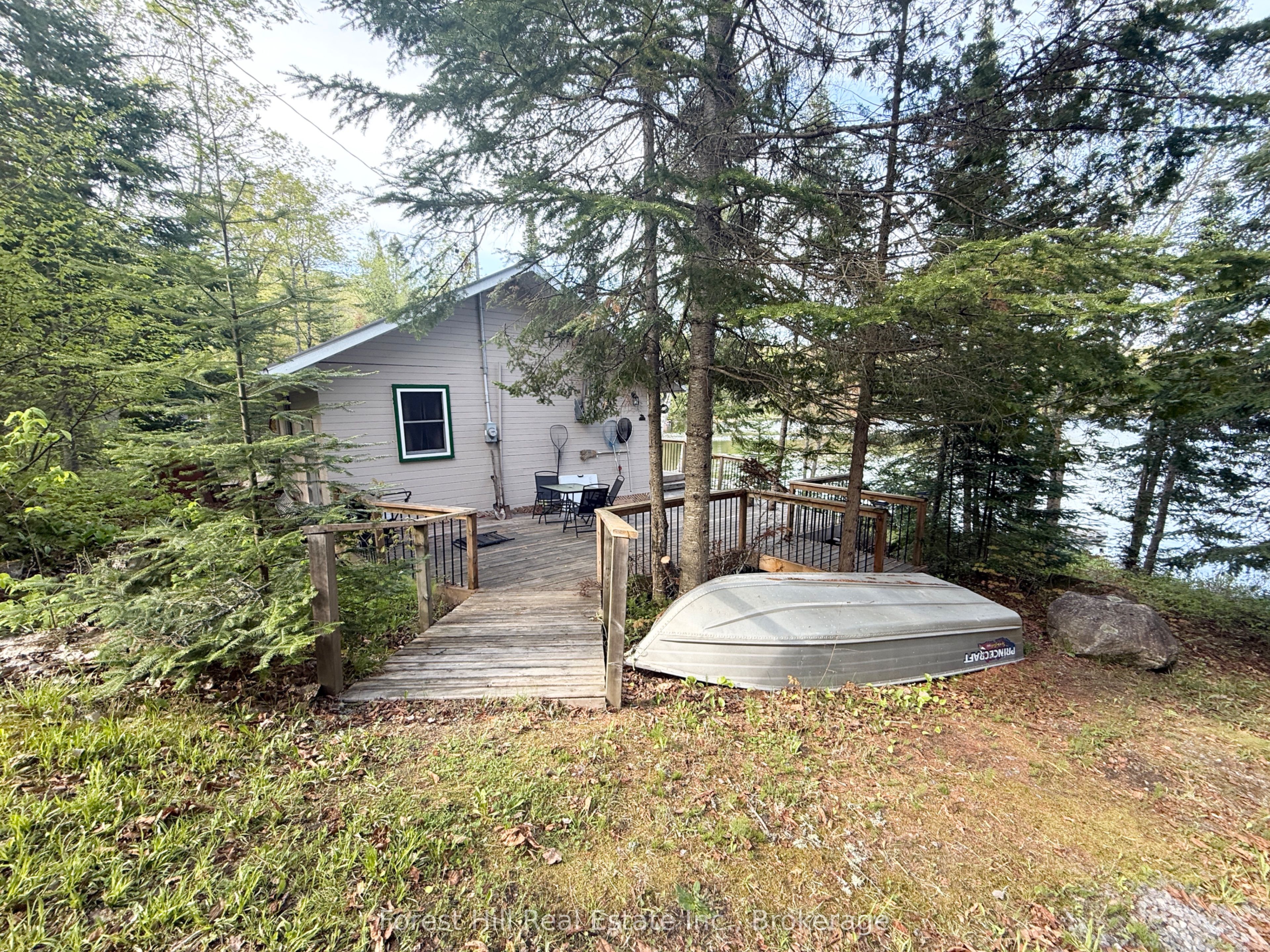 530 Labreche Drive Property Photo 7