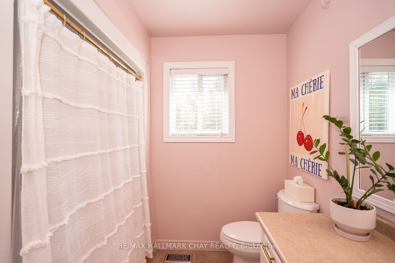 23 Somerville Crescent Property Photo 43