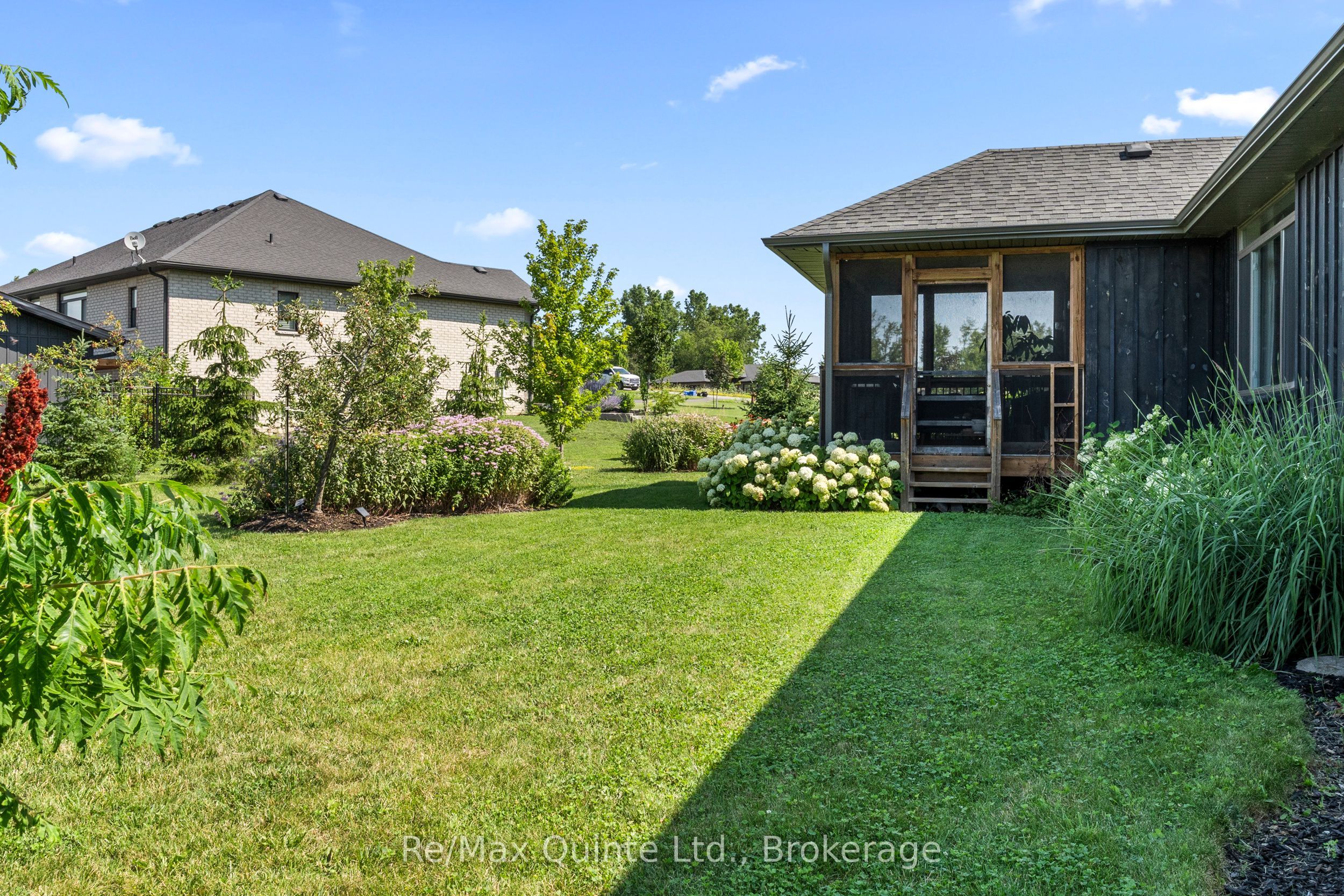 68 Hiddenvalley Drive Property Photo 46