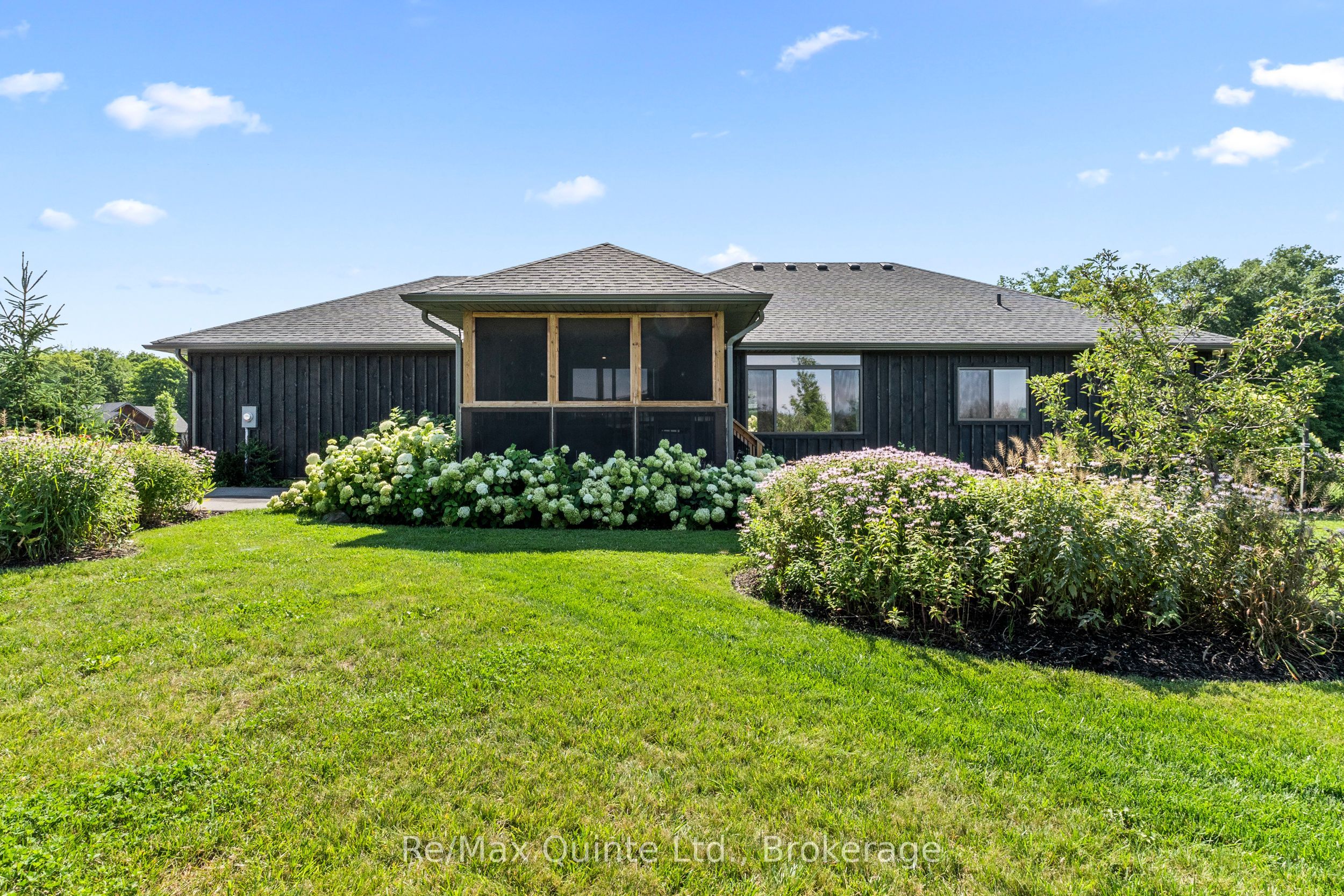 68 Hiddenvalley Drive Property Photo 47