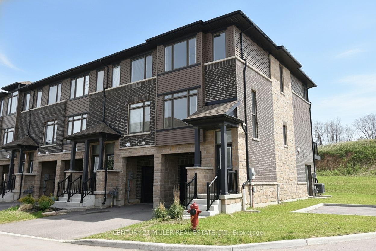 120 Court Drive 62 Property Photo 1