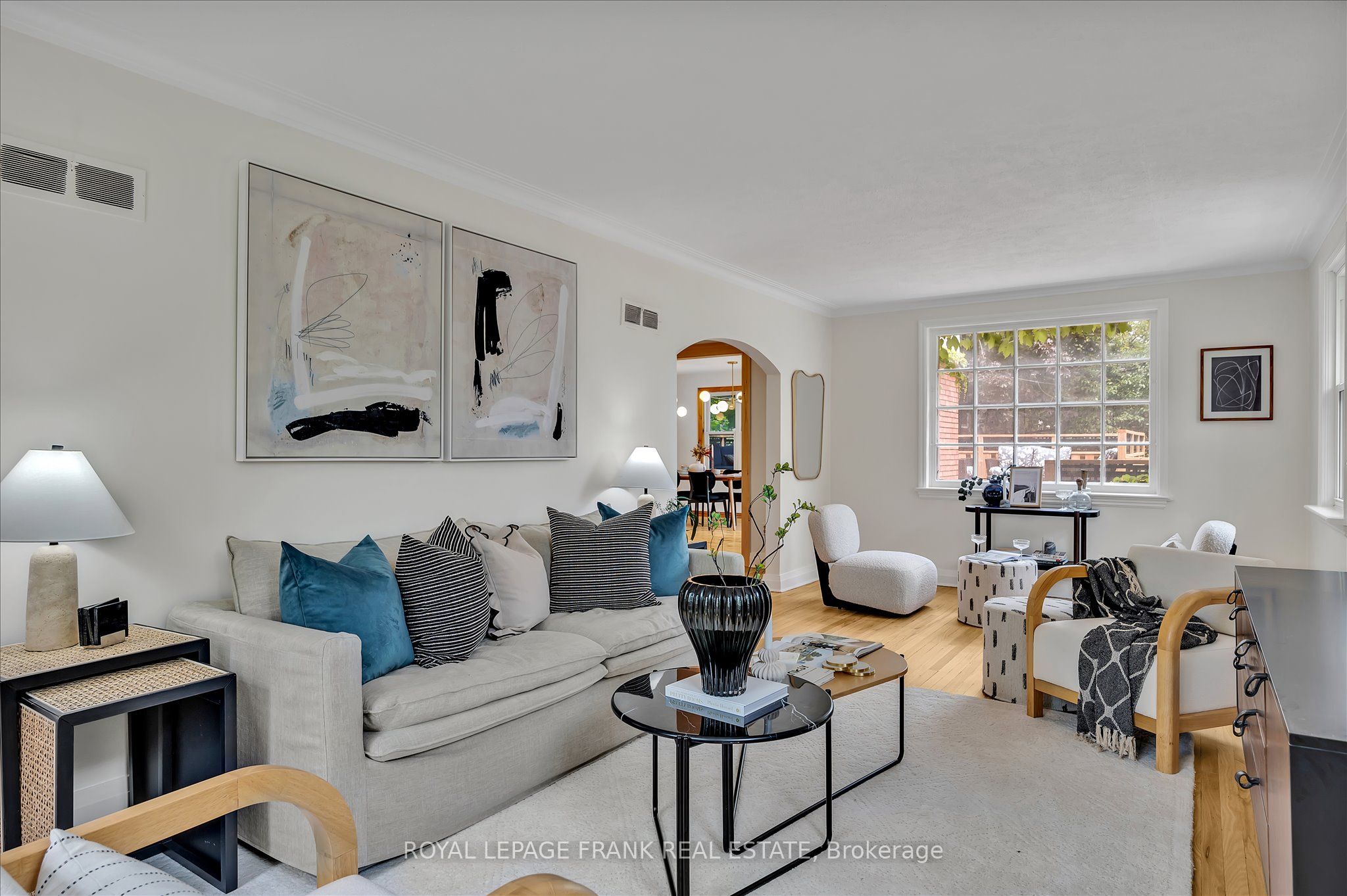 470 Albertus Avenue Property Photo 5
