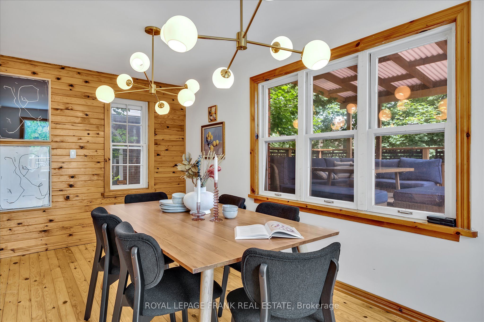 470 Albertus Avenue Property Photo 11