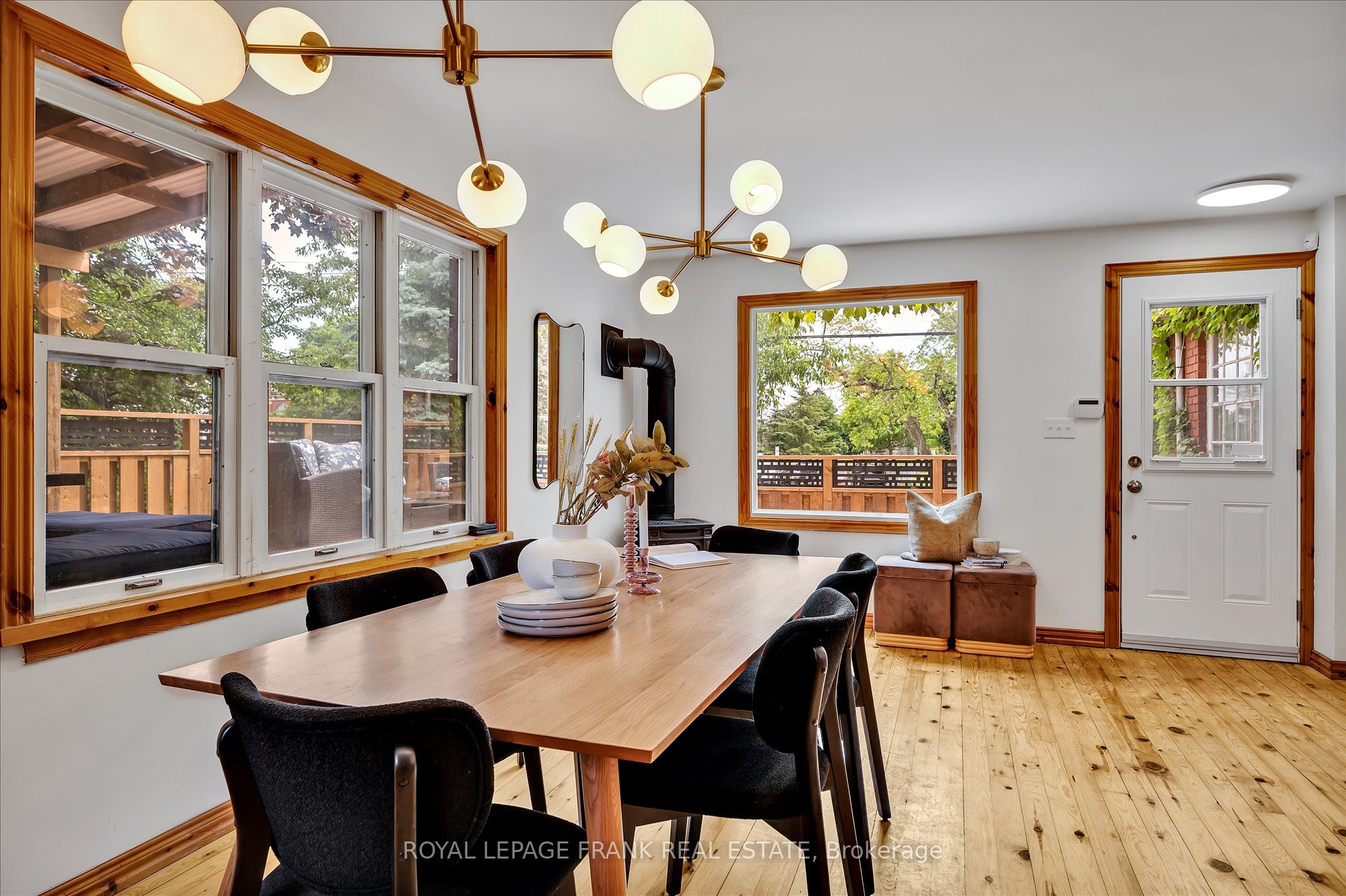 470 Albertus Avenue Property Photo 18