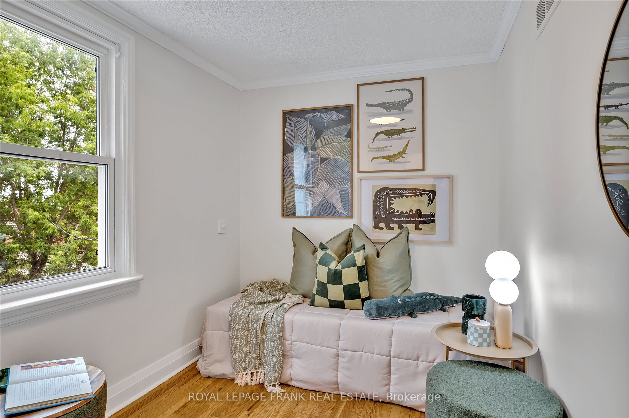 470 Albertus Avenue Property Photo 39