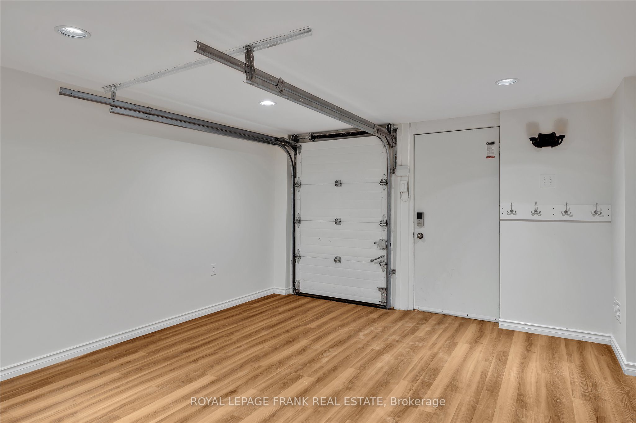 470 Albertus Avenue Property Photo 42