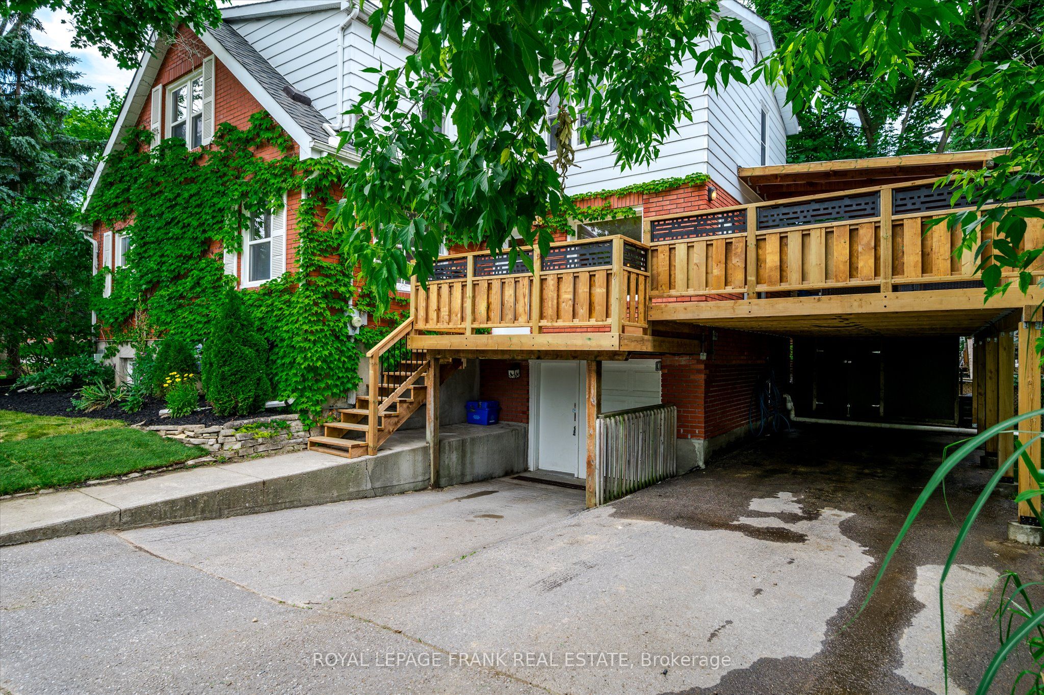 470 Albertus Avenue Property Photo 44