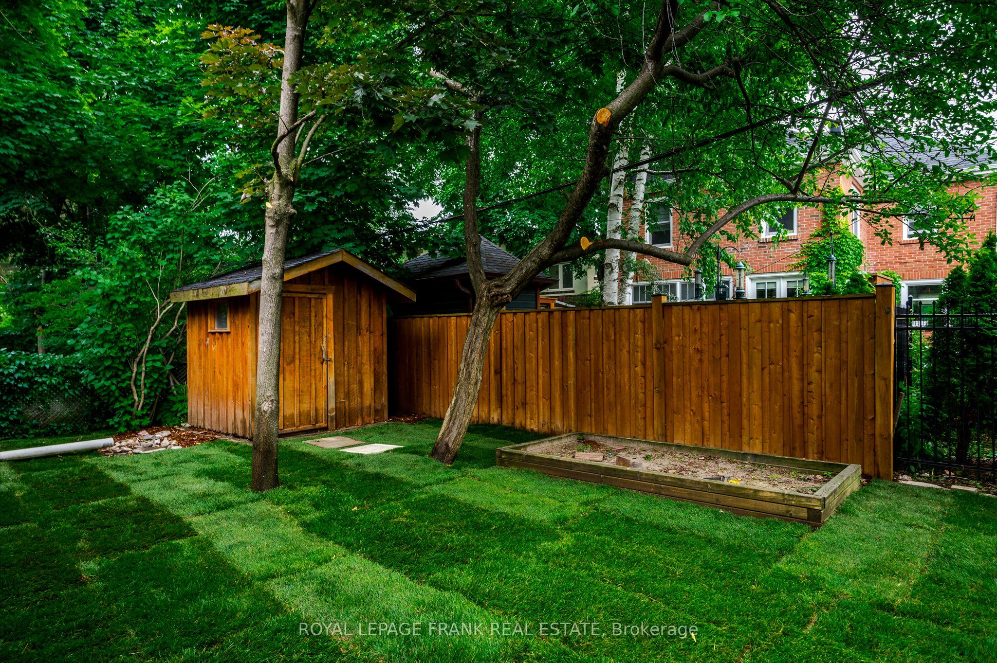 470 Albertus Avenue Property Photo 47