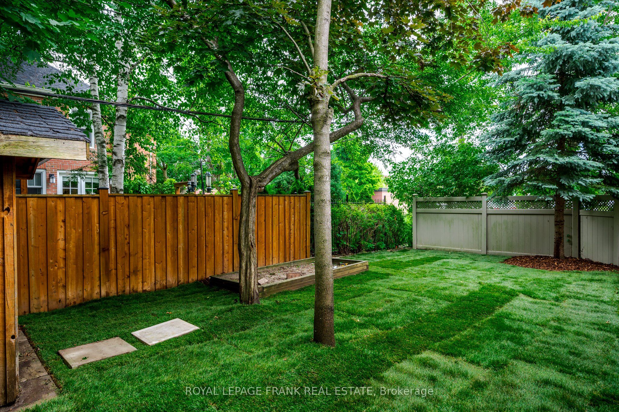 470 Albertus Avenue Property Photo 48