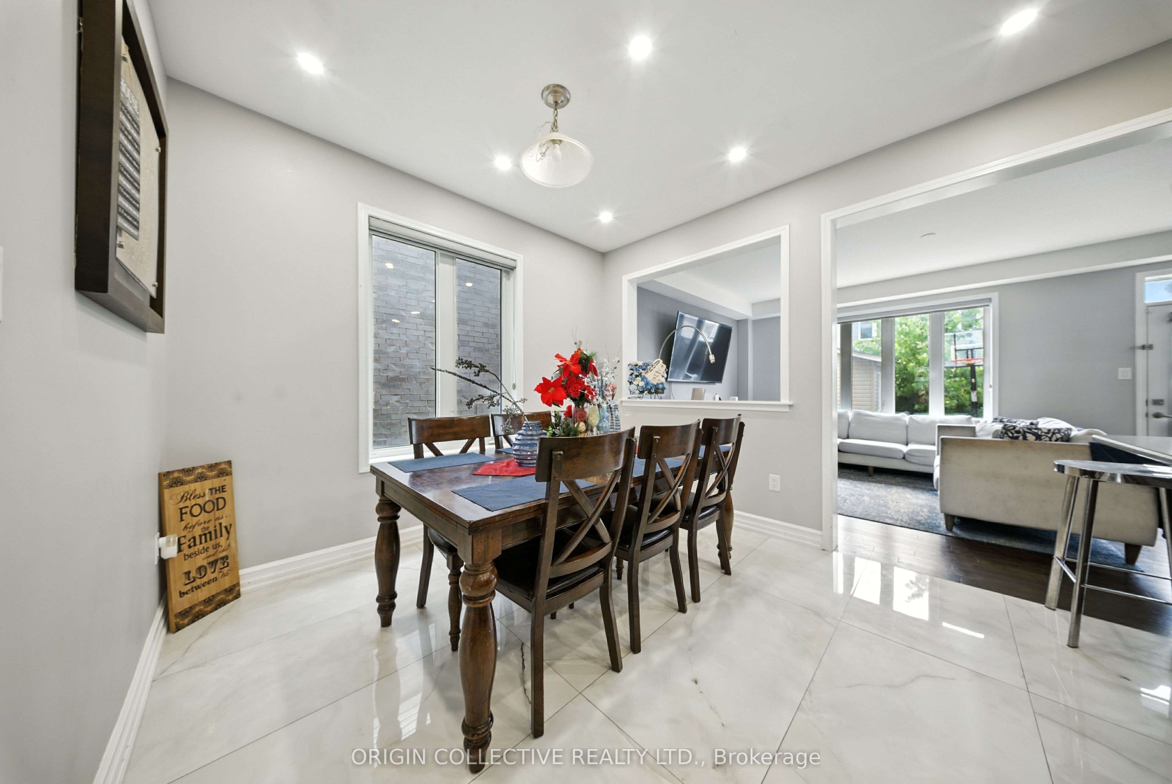 122 Longboat Run West Property Photo 10