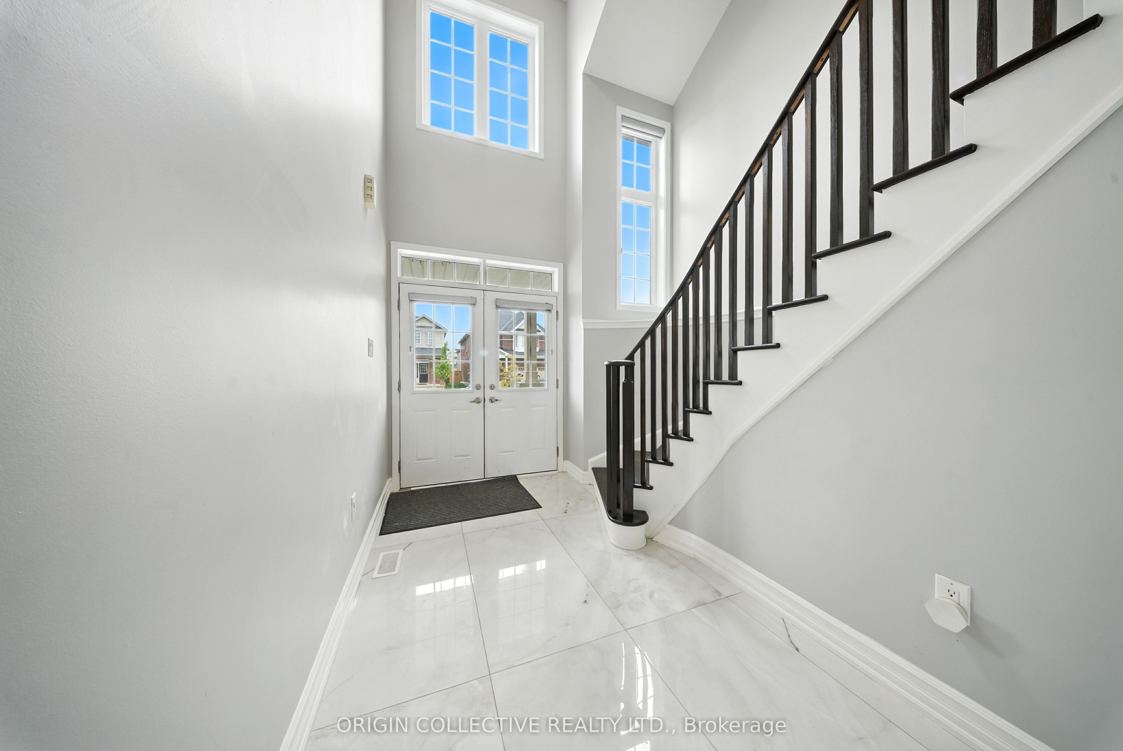 122 Longboat Run West Property Photo 15