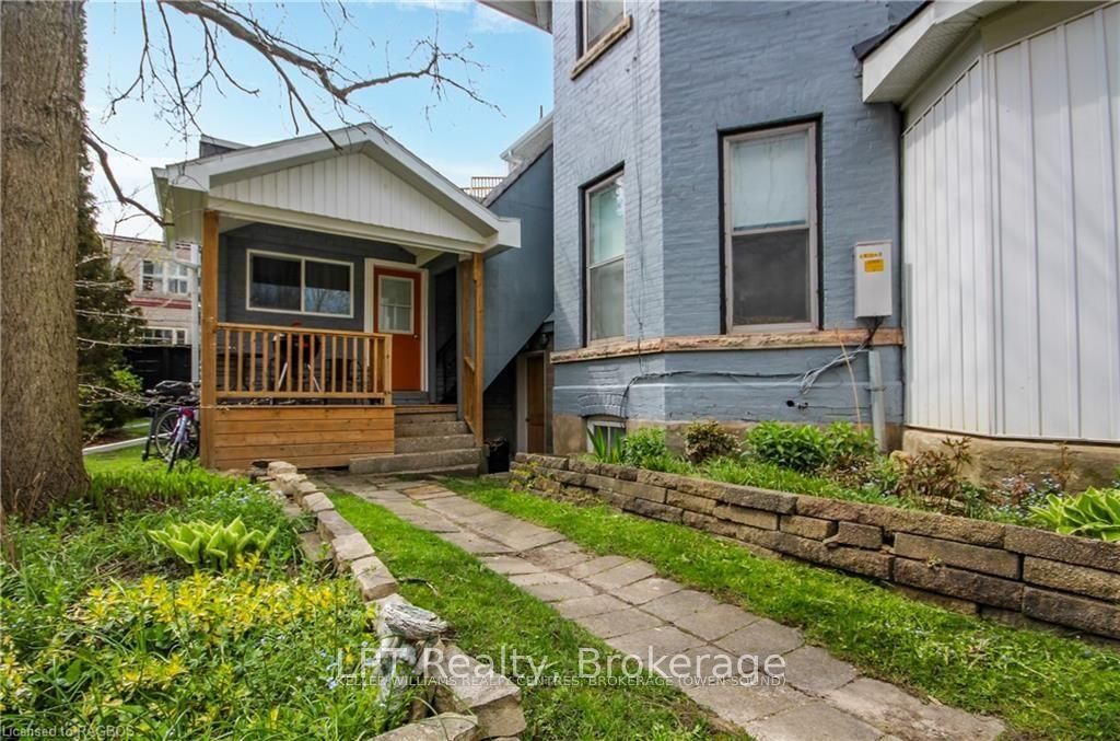 900 2nd Avenue W Property Photo 6