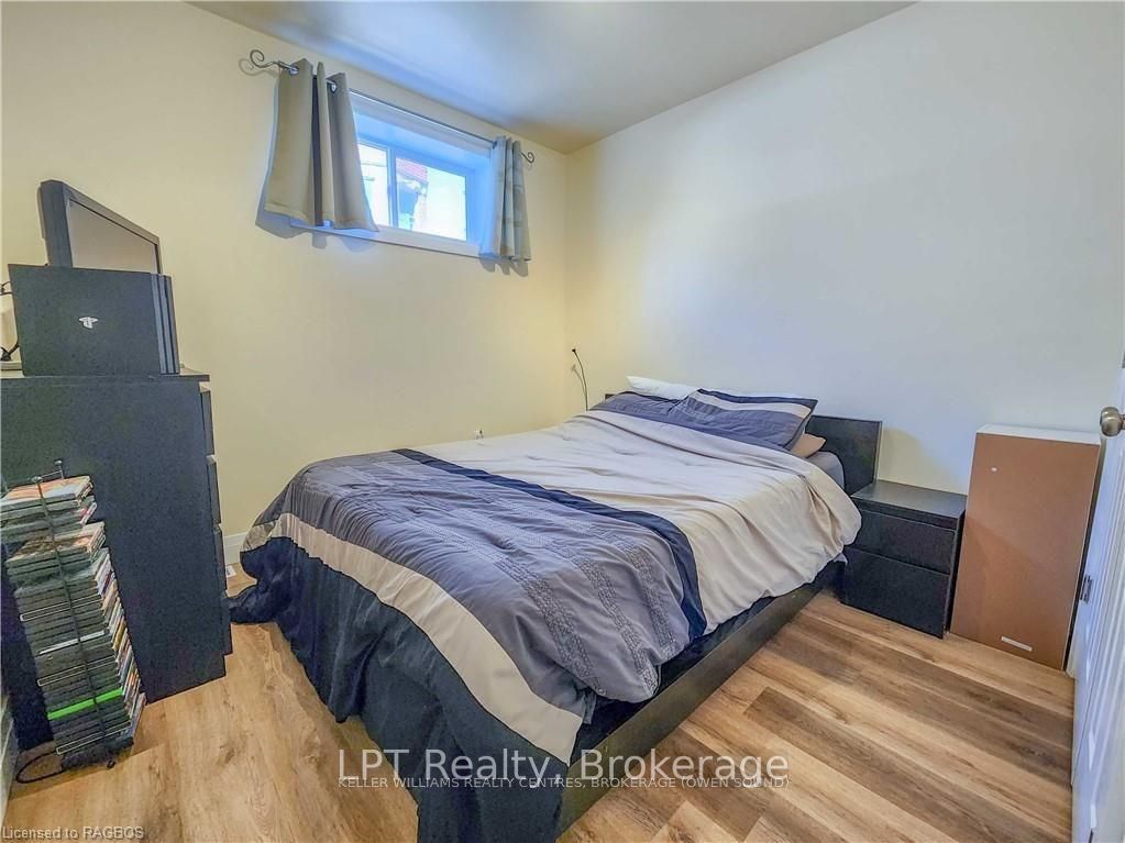 900 2nd Avenue W Property Photo 40