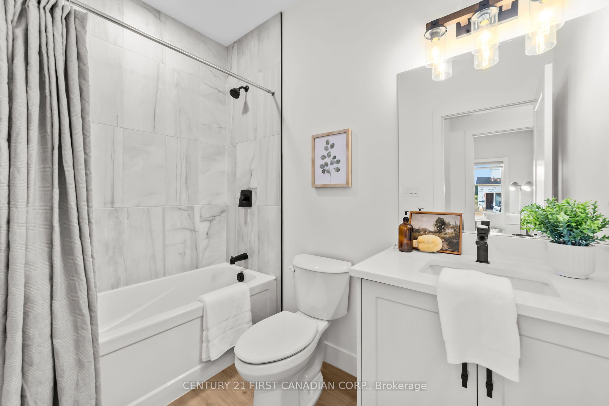 134 Addison Avenue Property Photo 4