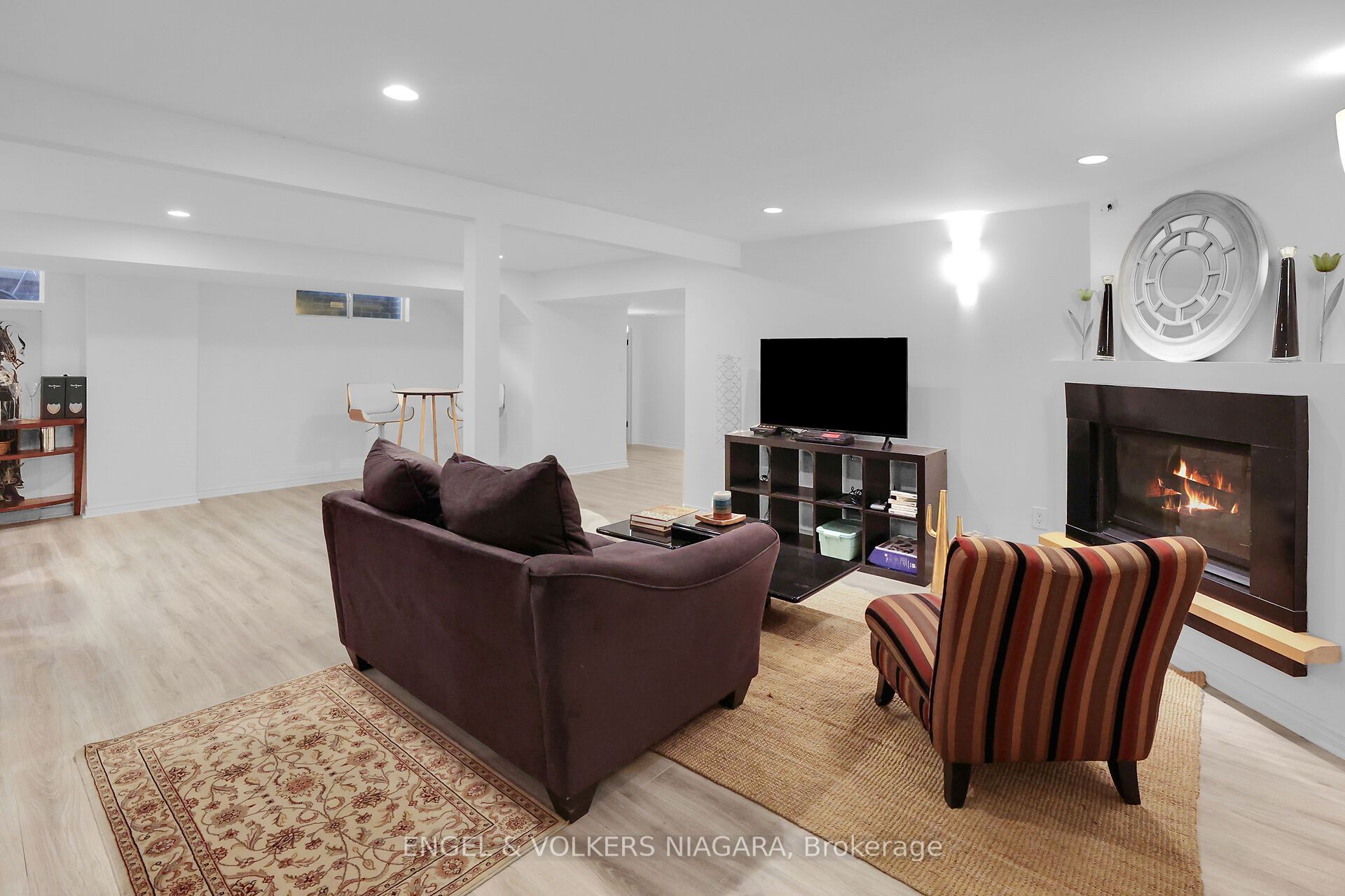 2459 Noella Crescent Property Photo 21