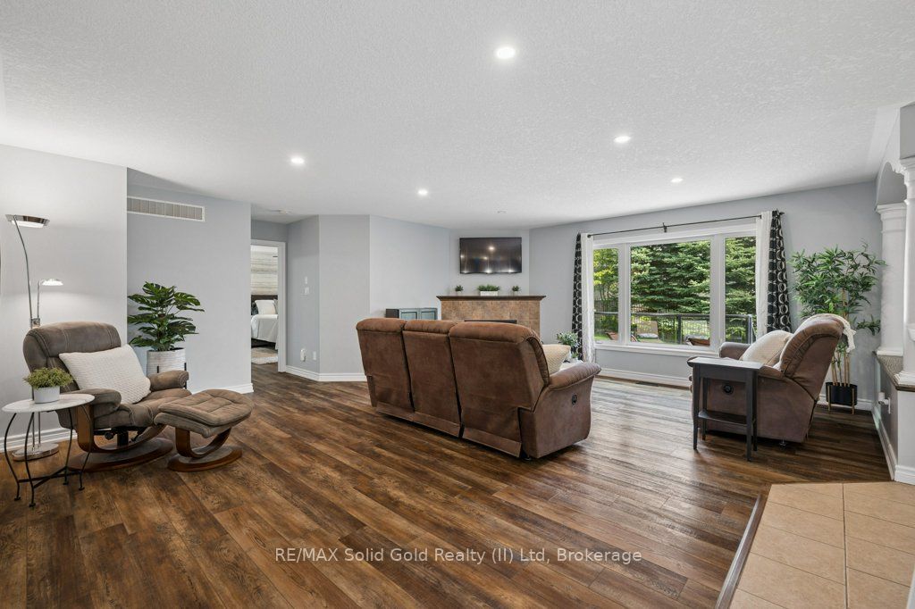366 Townsend Drive Property Photo 20